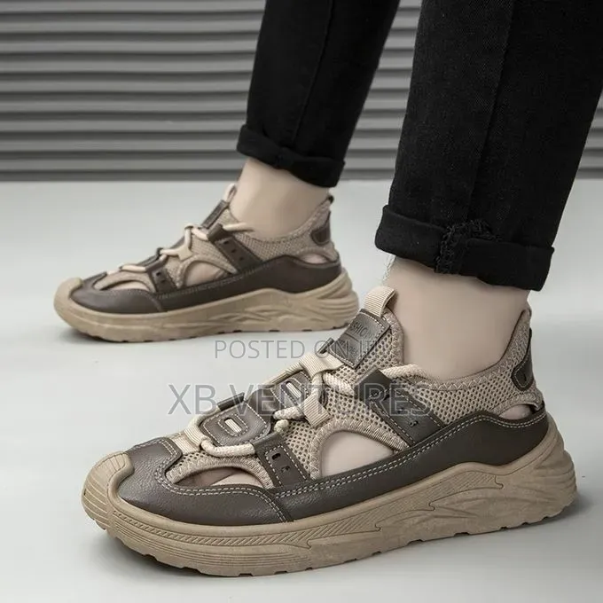 Comfortable Men Casual Sandals Streetwear Style