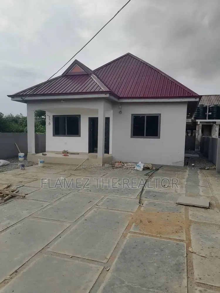 2bdrm House in Treba, Amasaman for rent