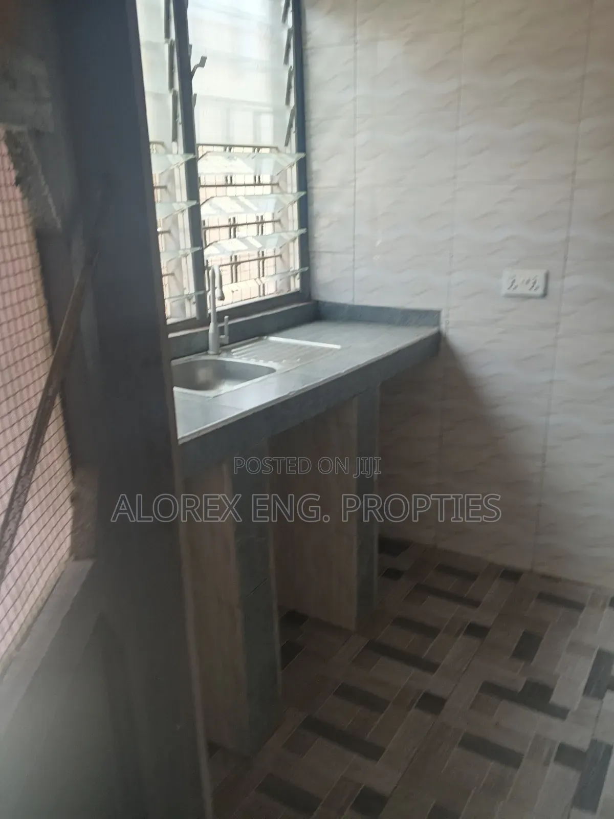 1bdrm Apartment in Oyarifa,Teiman, Ghana Flag for rent