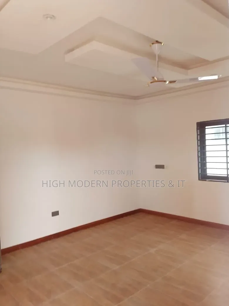 4bdrm House in Teshie Ultimate, Accra Metropolitan for sale