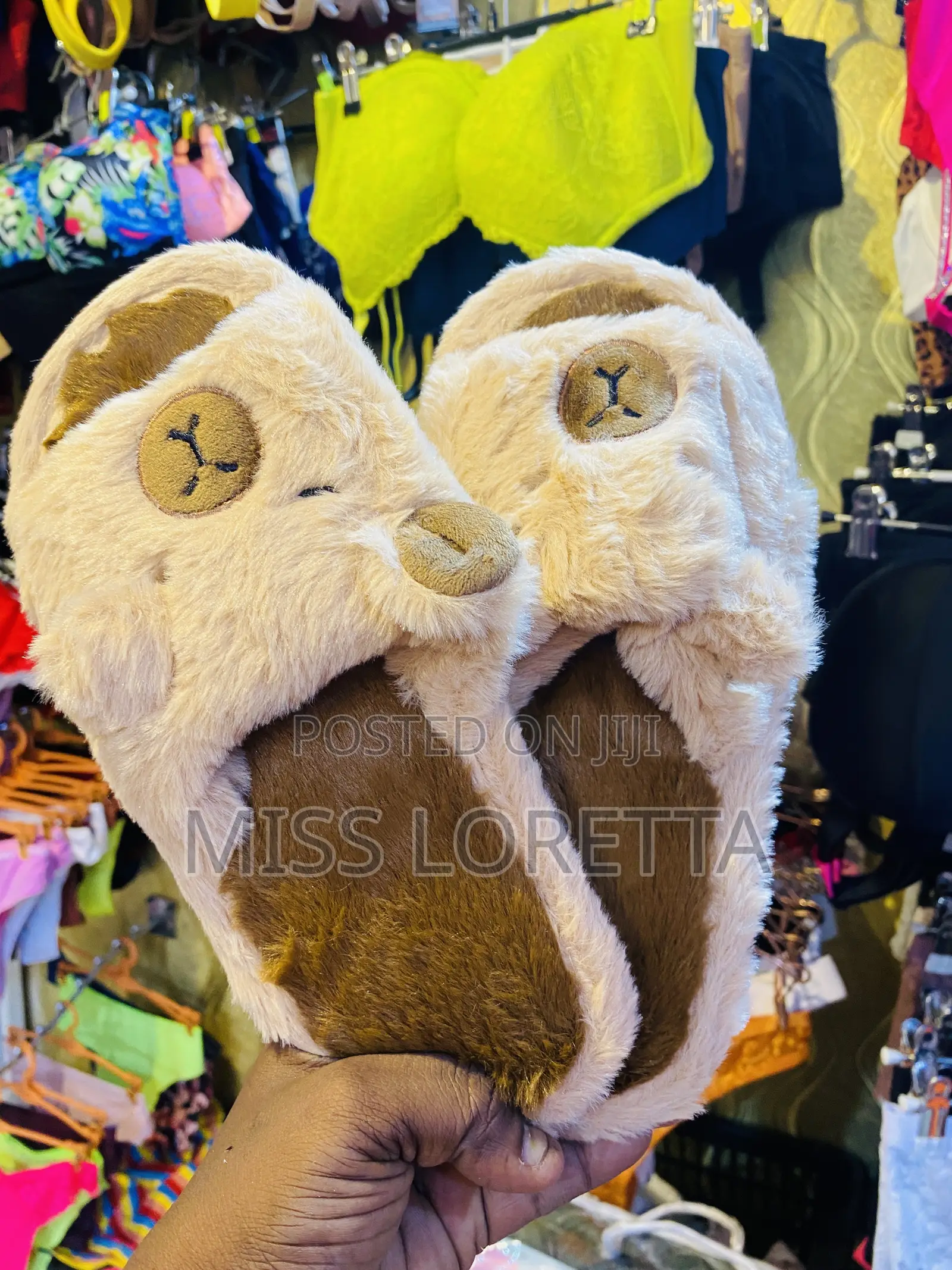 Lounge/Indoor Slippers