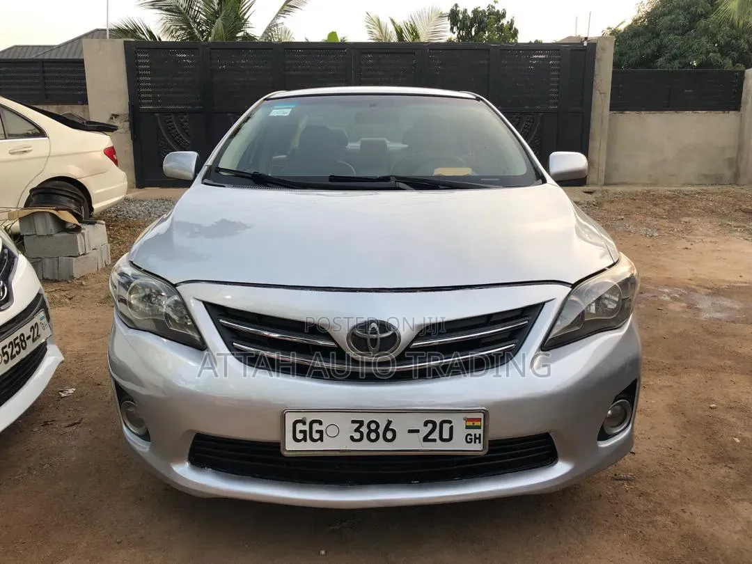 Toyota Corolla 2013 Silver