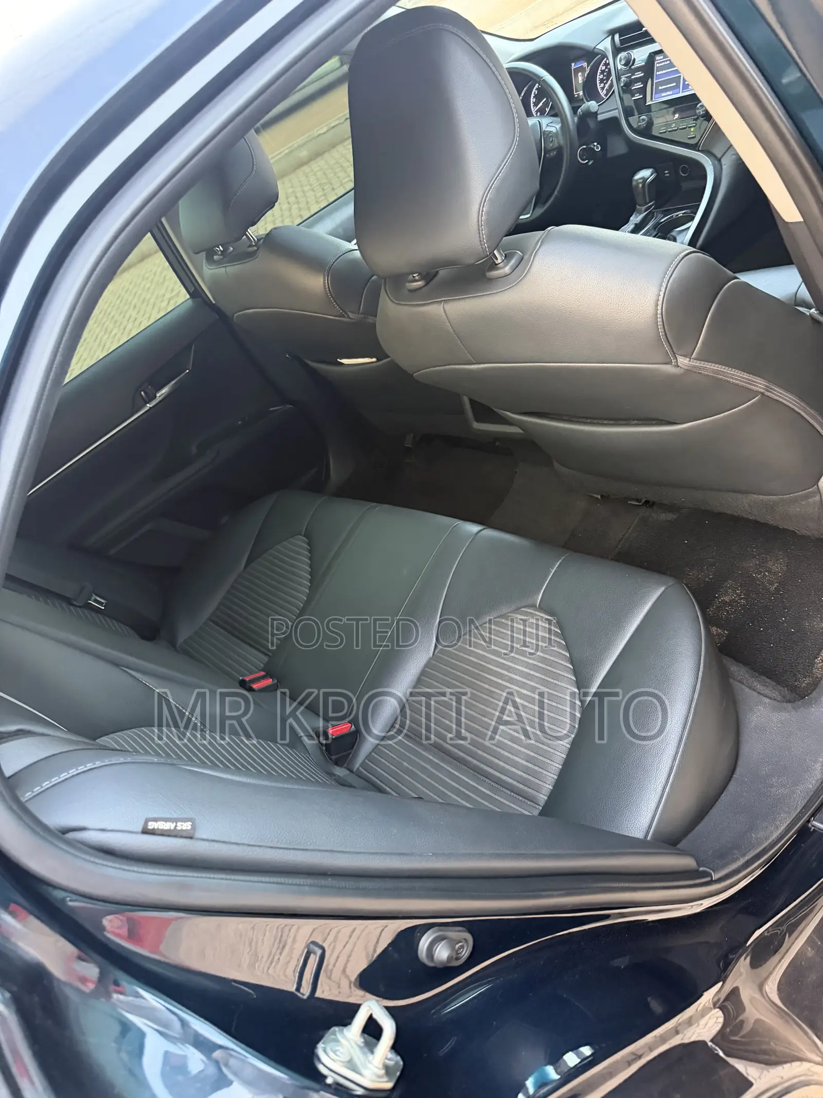 Toyota Camry 2020 Green