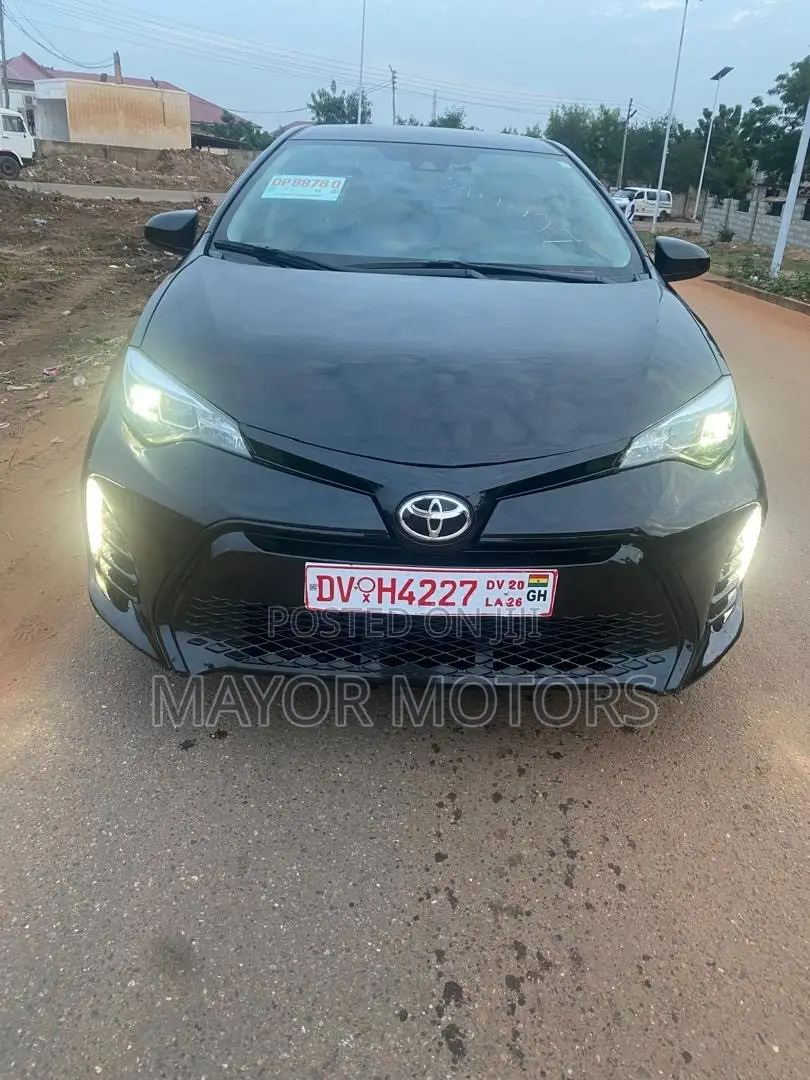 Toyota Corolla LE Eco (1.8L 4cyl 2A) 2019 Black