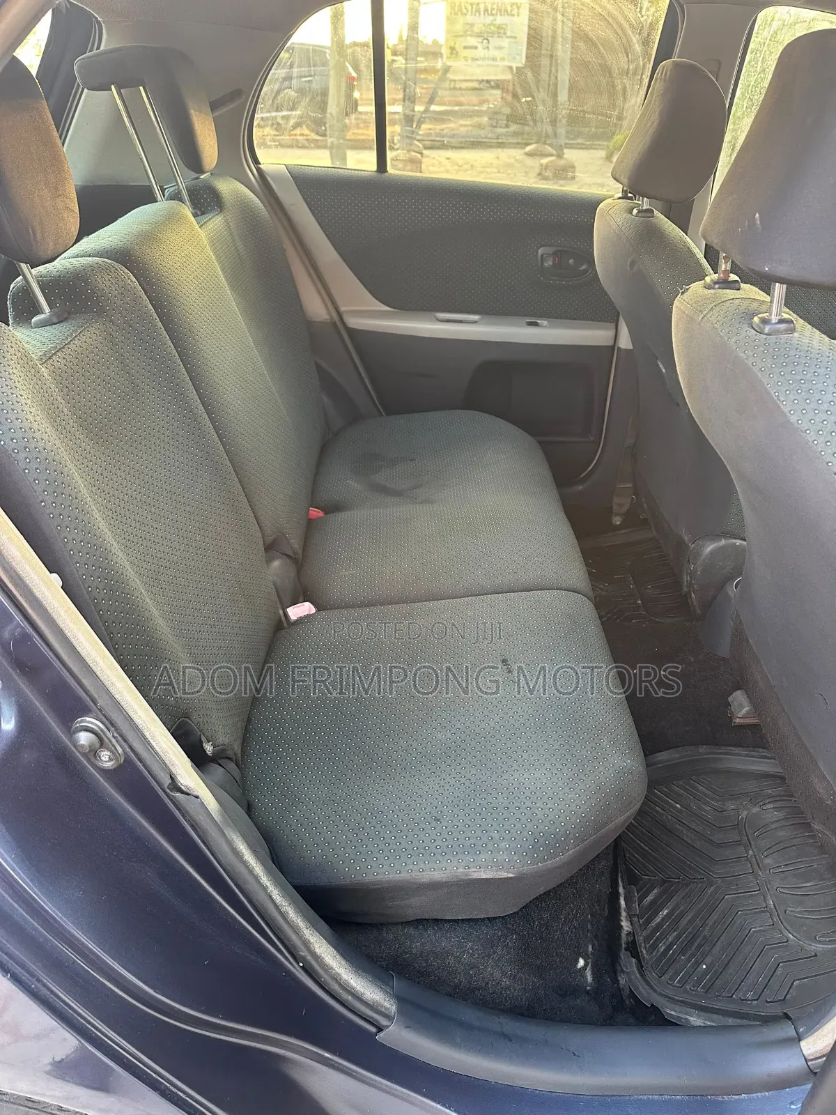 Toyota Vitz 2010 Blue