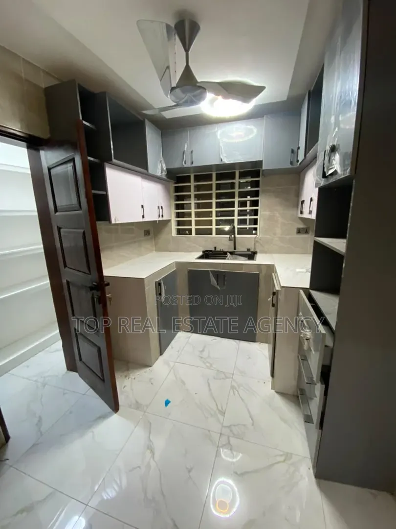 2bdrm Apartment in Ablekuma Kfc, CP for rent