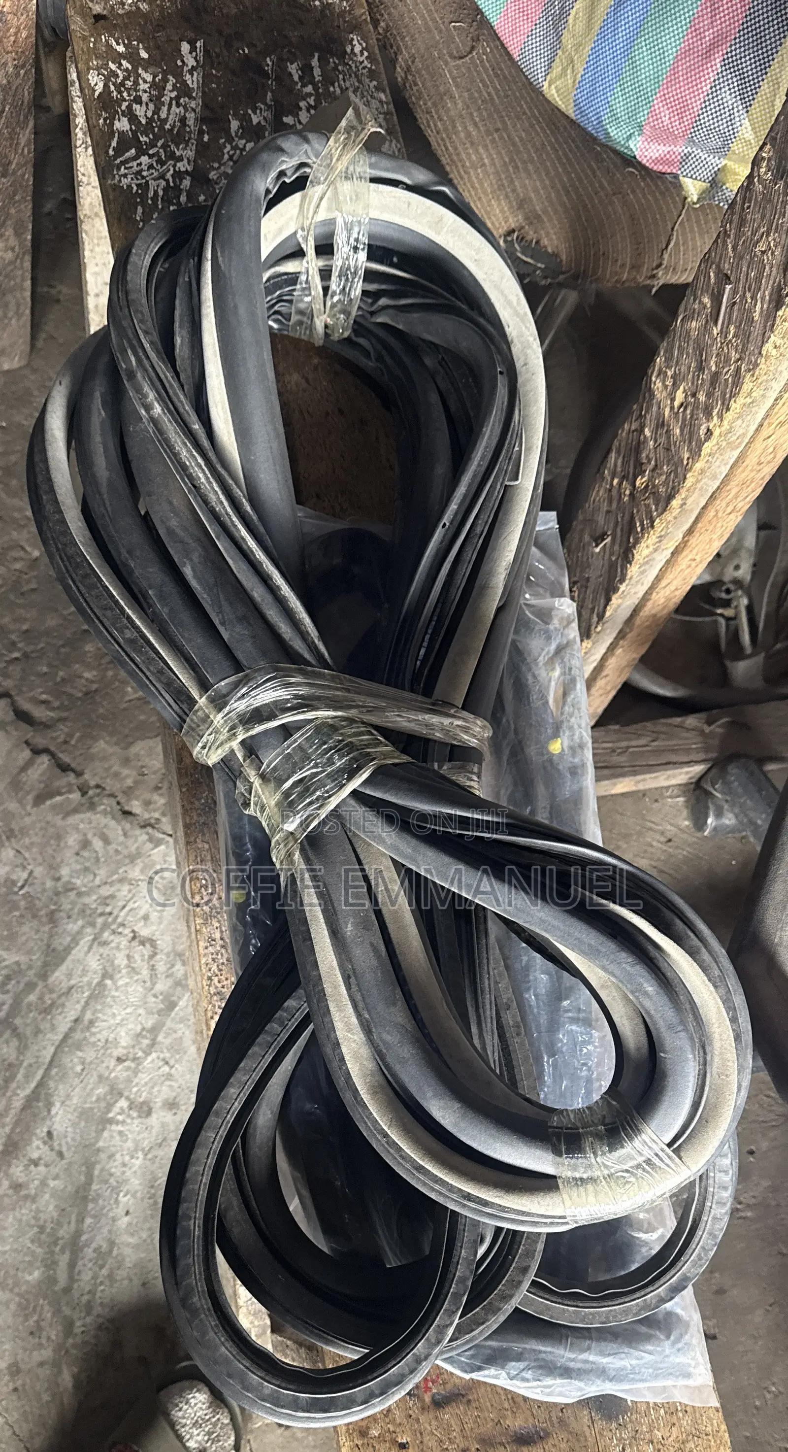 Toyota Camary Door Rubber 06-11 Body