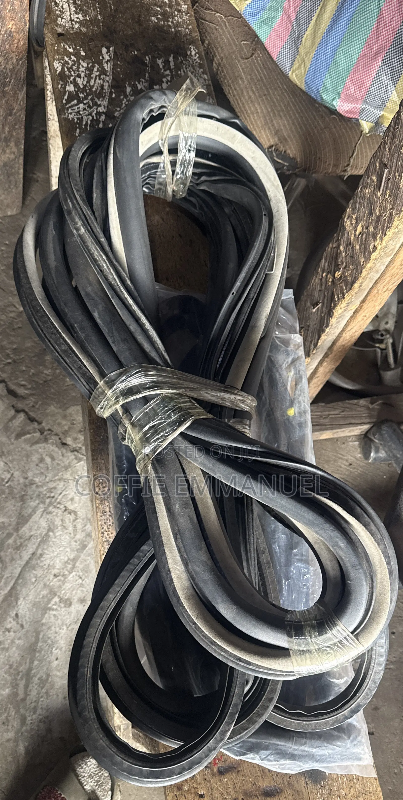 Toyota Camary Door Rubber 06-11 Body