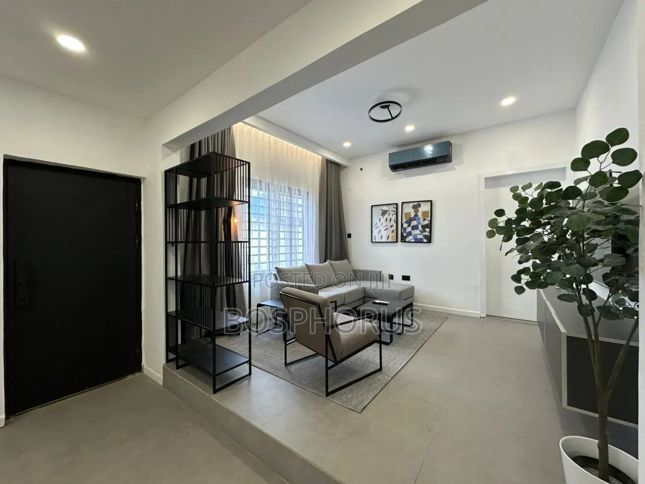 Furnished 2bdrm House in Labone, Coffee Shop Area for rent