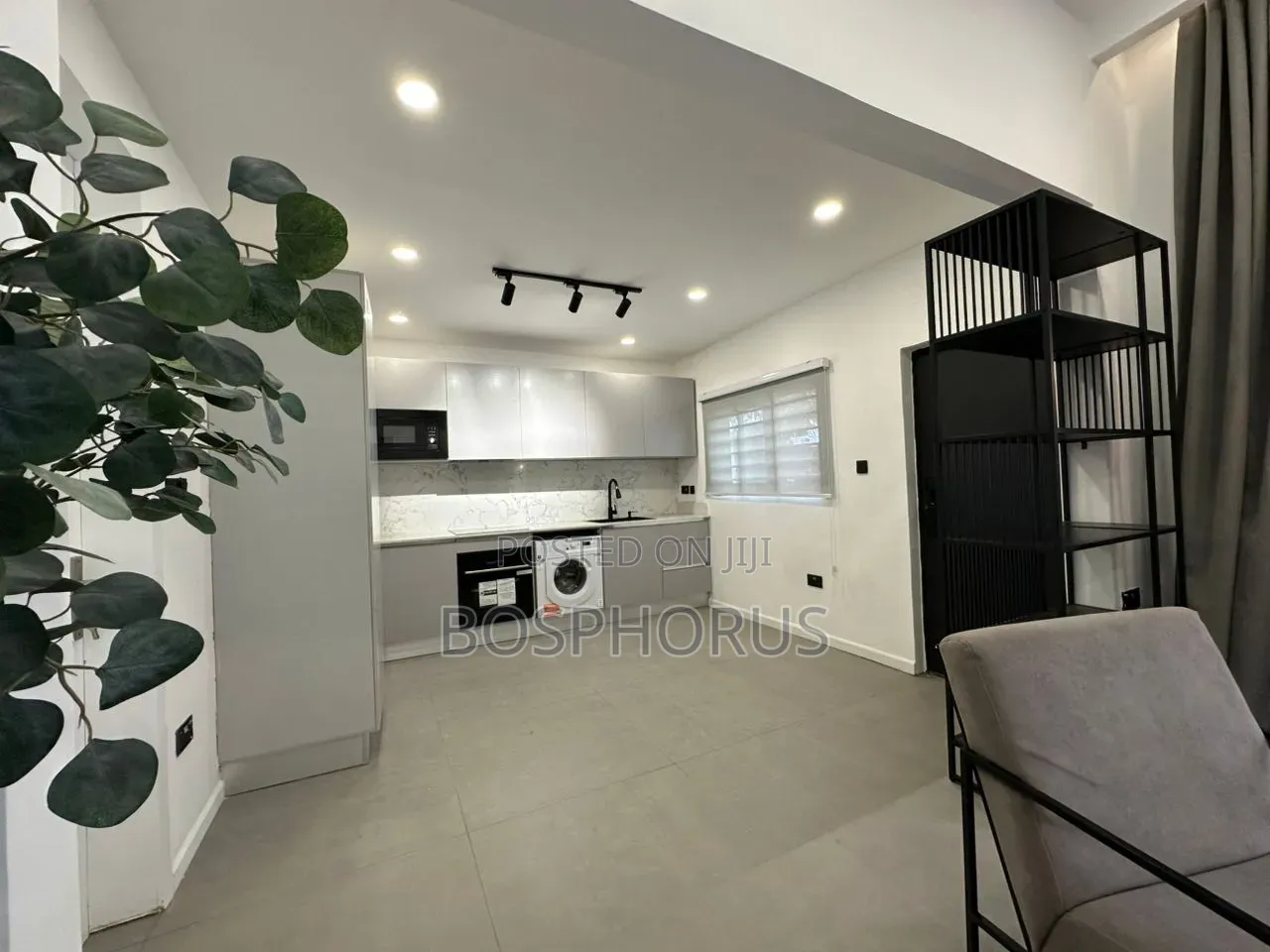 Furnished 2bdrm House in Labone, Coffee Shop Area for rent