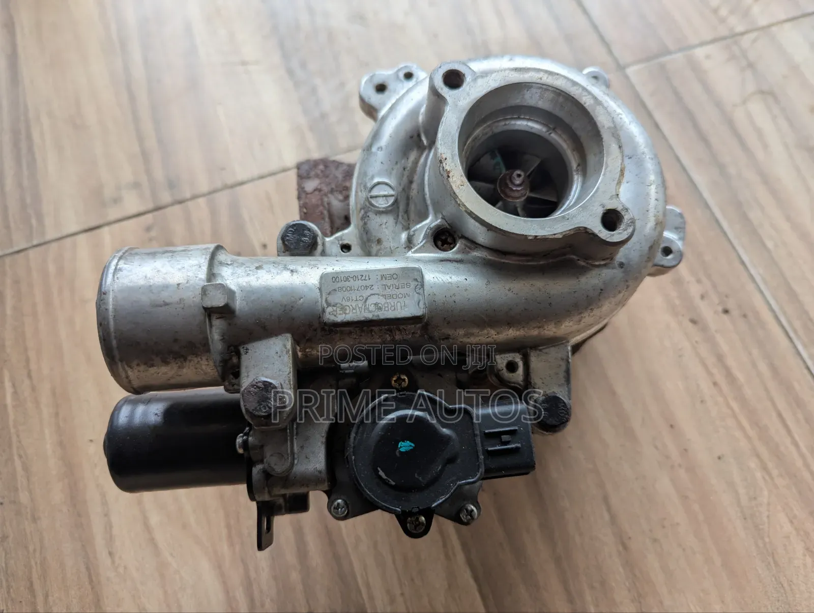 Toyota Land Cruiser 3.0L Turbocharger (17201-30100 )