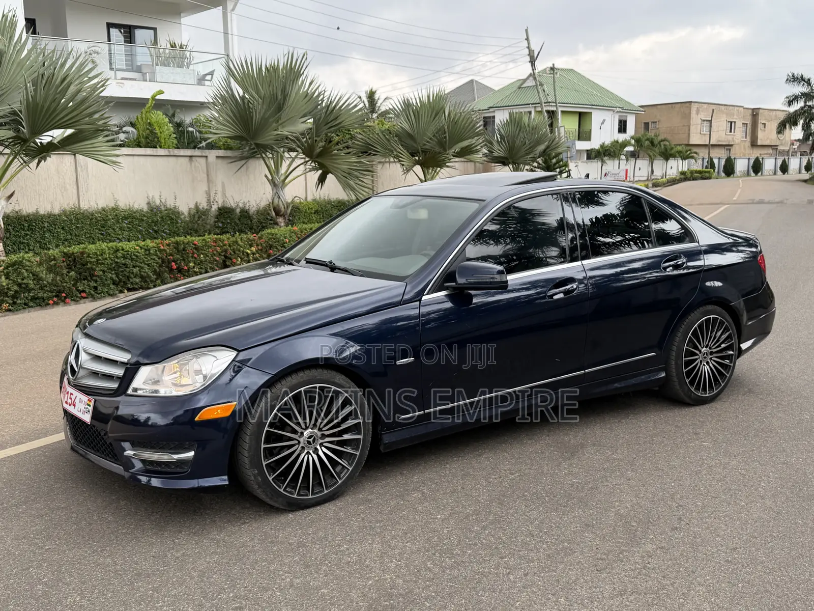 Mercedes-Benz C250 2012 Blue