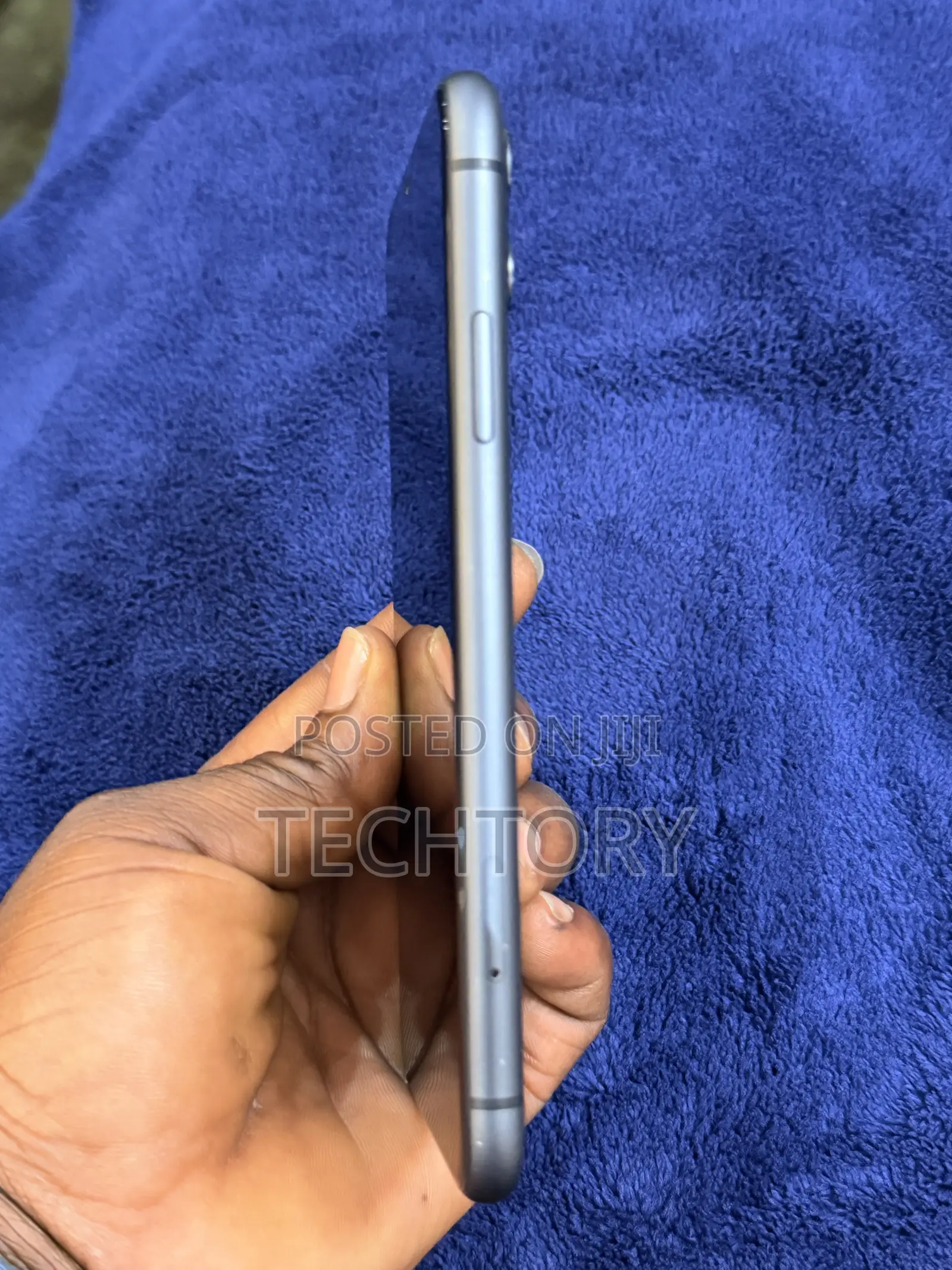 Apple iPhone 11 64 GB Black