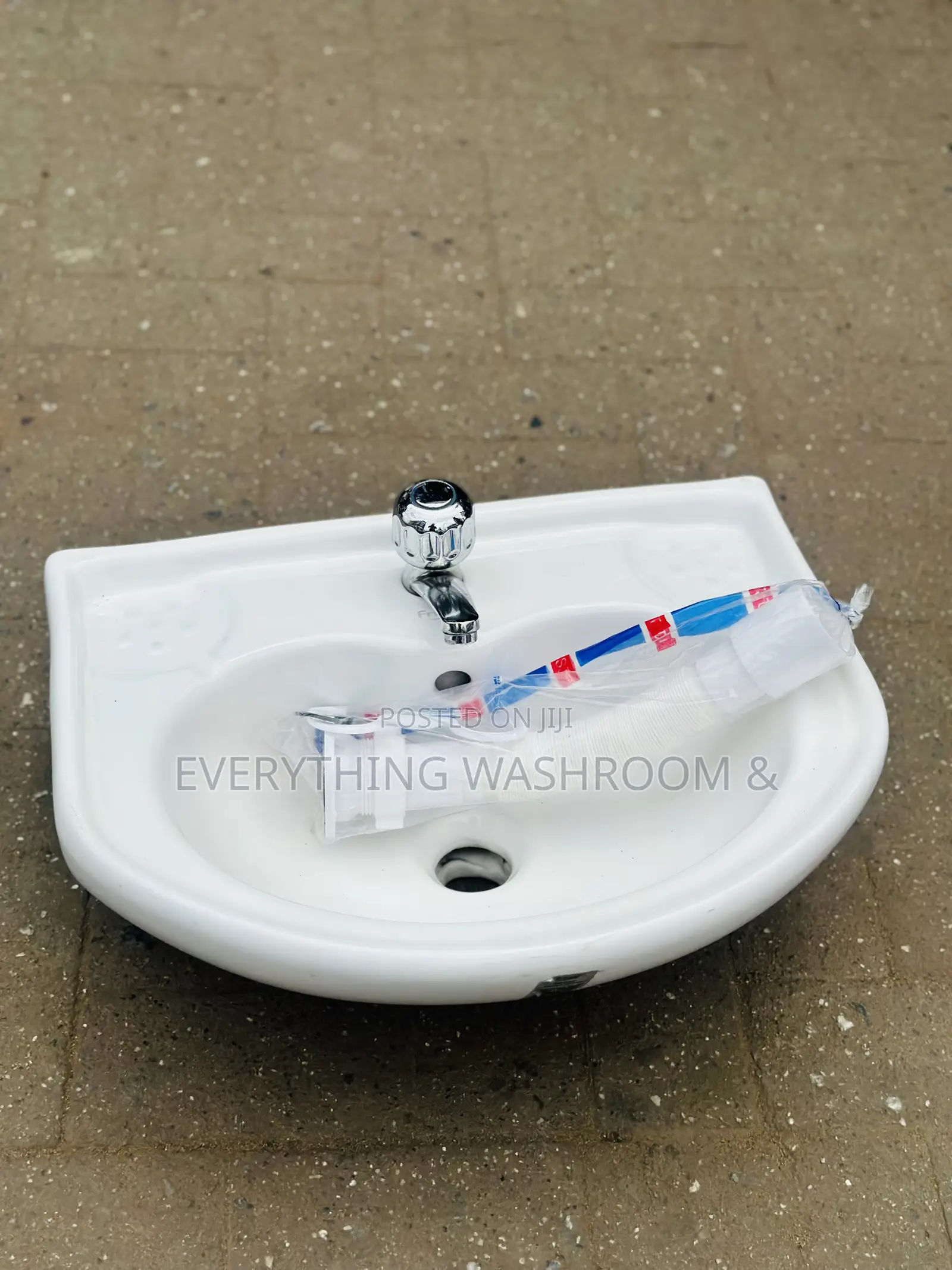 Wash Hand Basin Complete With Faucet