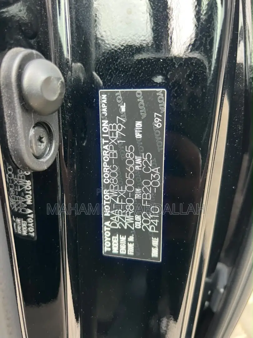 Toyota Voxy Hybrid V 2WD 7-Seater 2016 Black