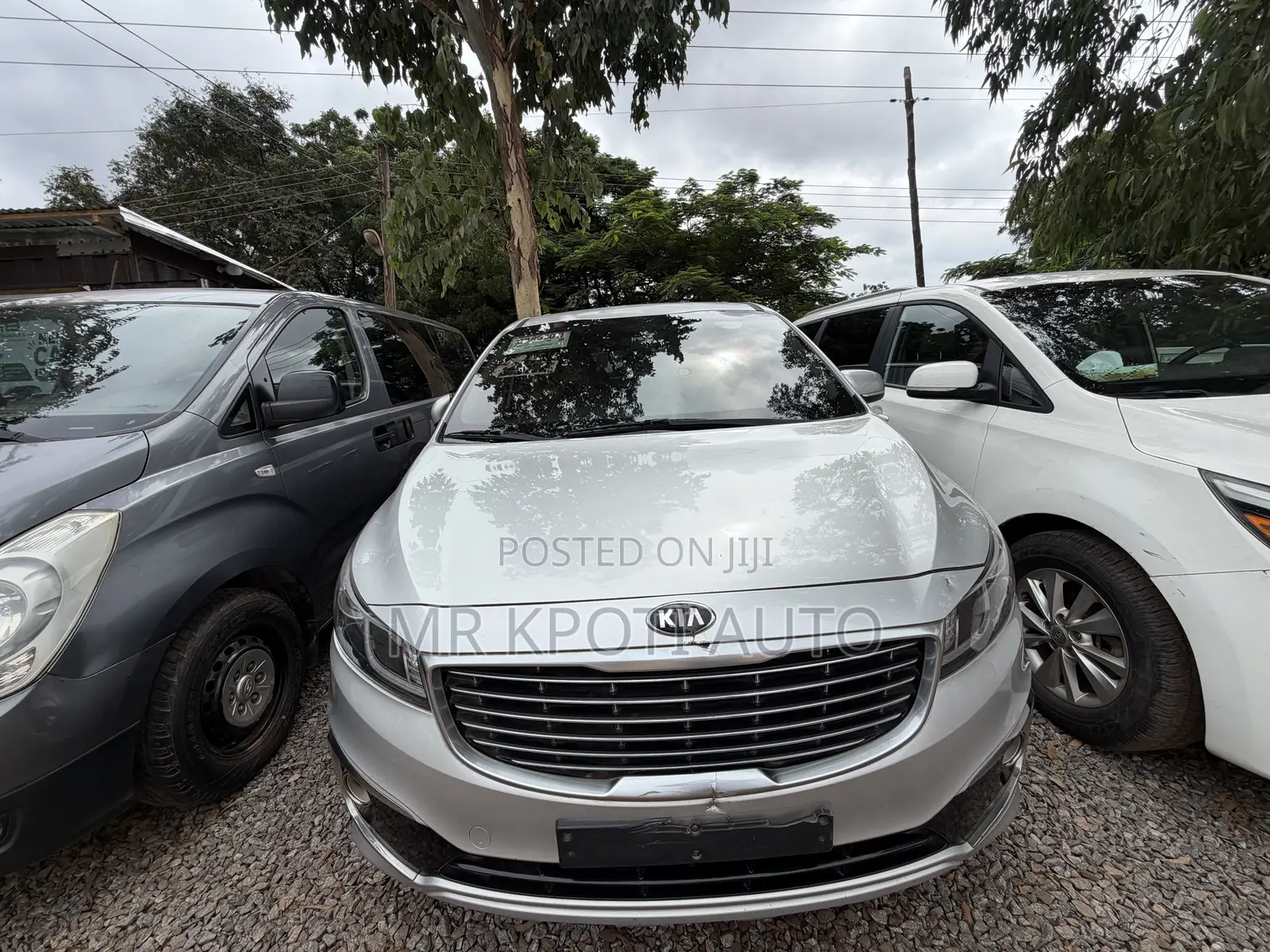 Kia Carnival 2016 Silver