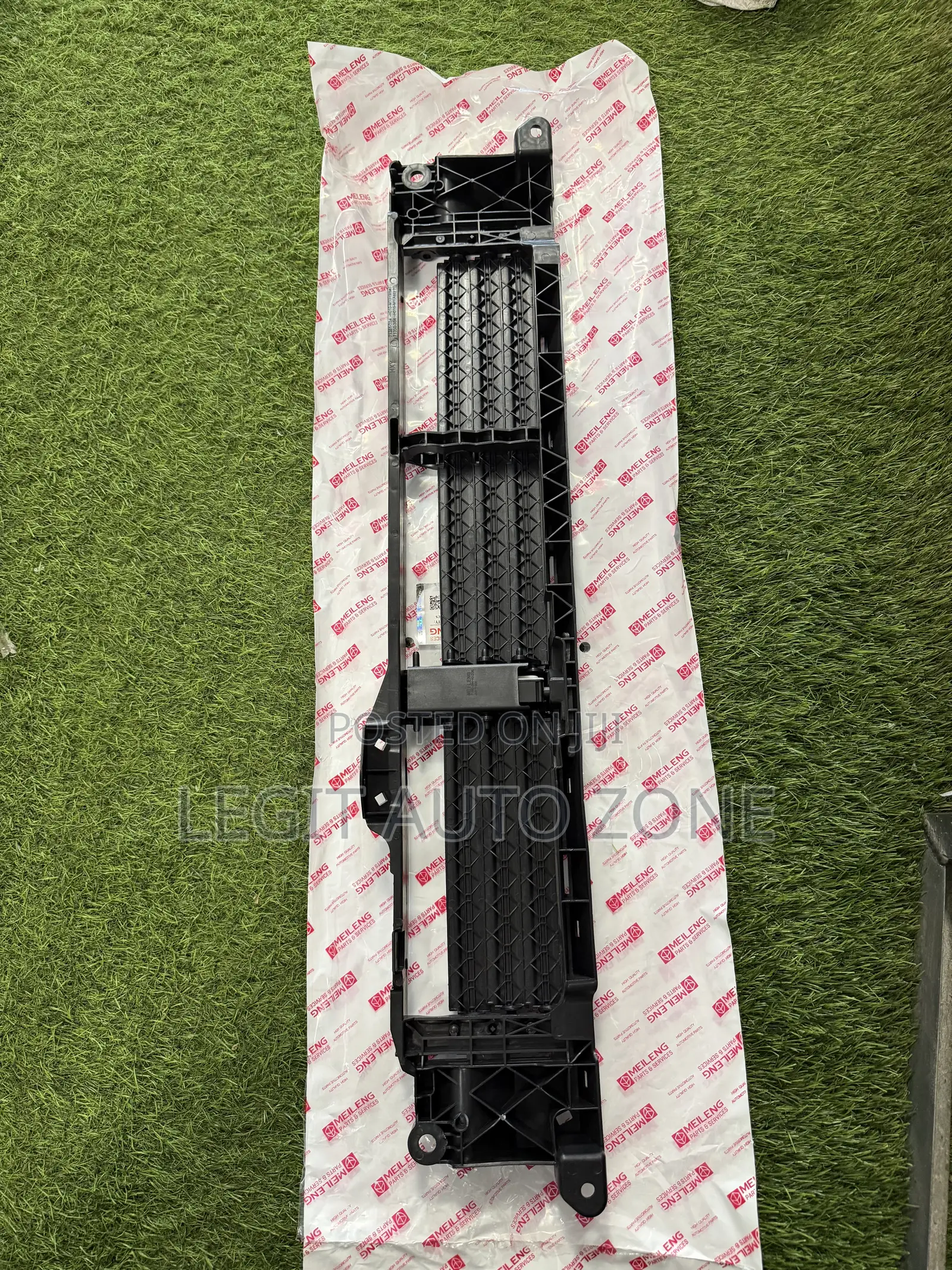 Honda CRV 2024,2023,2025,2026 Shutter Grill Available