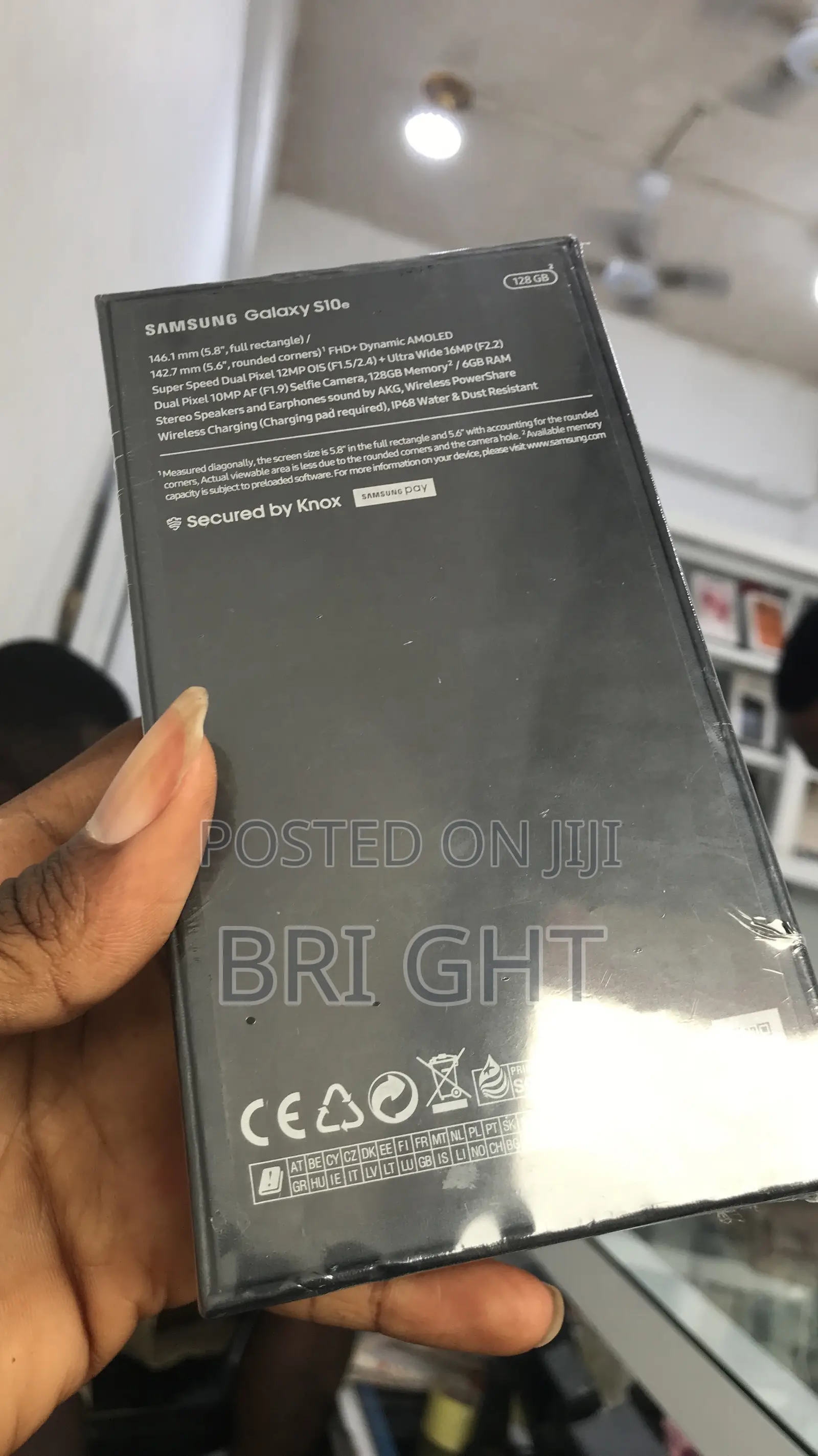 New Samsung Galaxy S10e 128 GB Black