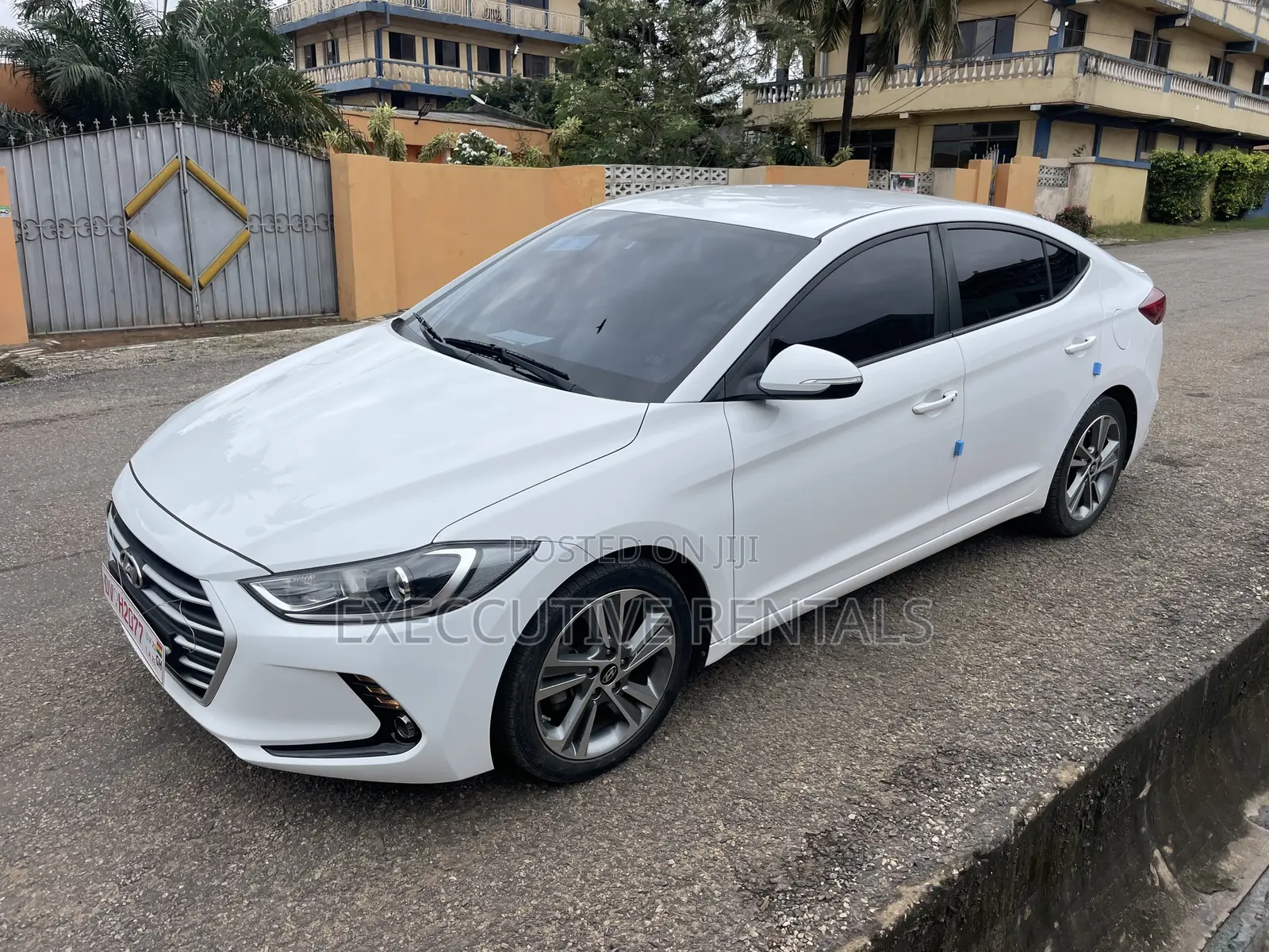 Hyundai Avante 2018 White