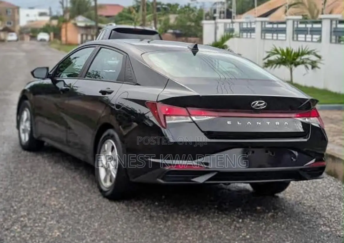 Hyundai Elantra 2021 Black