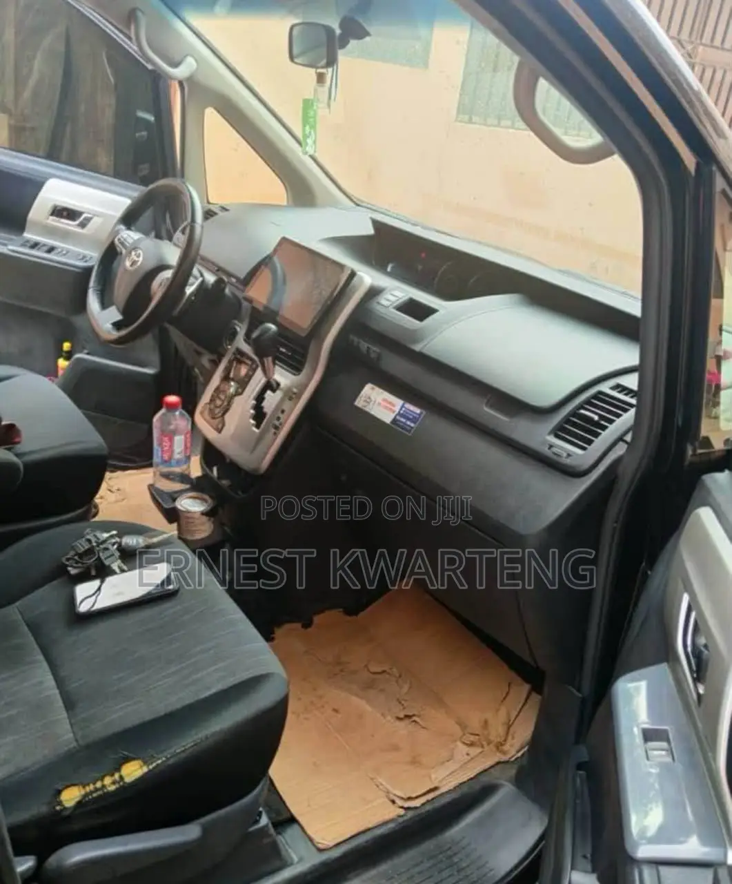 Toyota Voxy 2011 Black