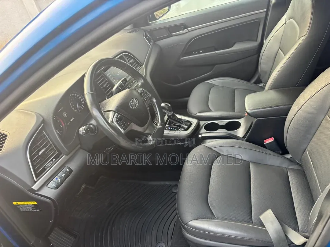 Hyundai Elantra 2018 Blue
