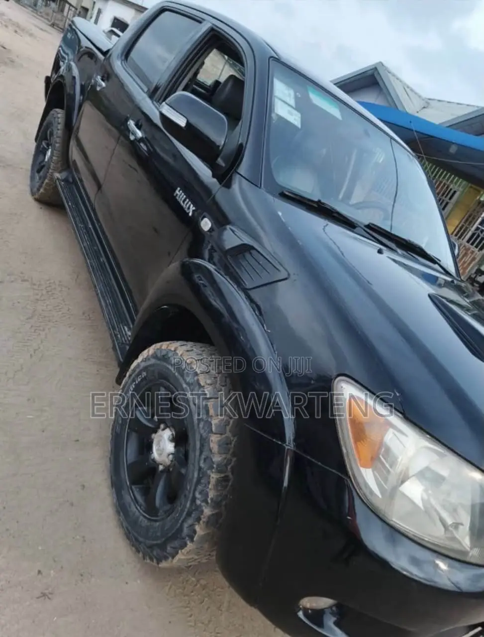 Toyota Hilux 2010 Black