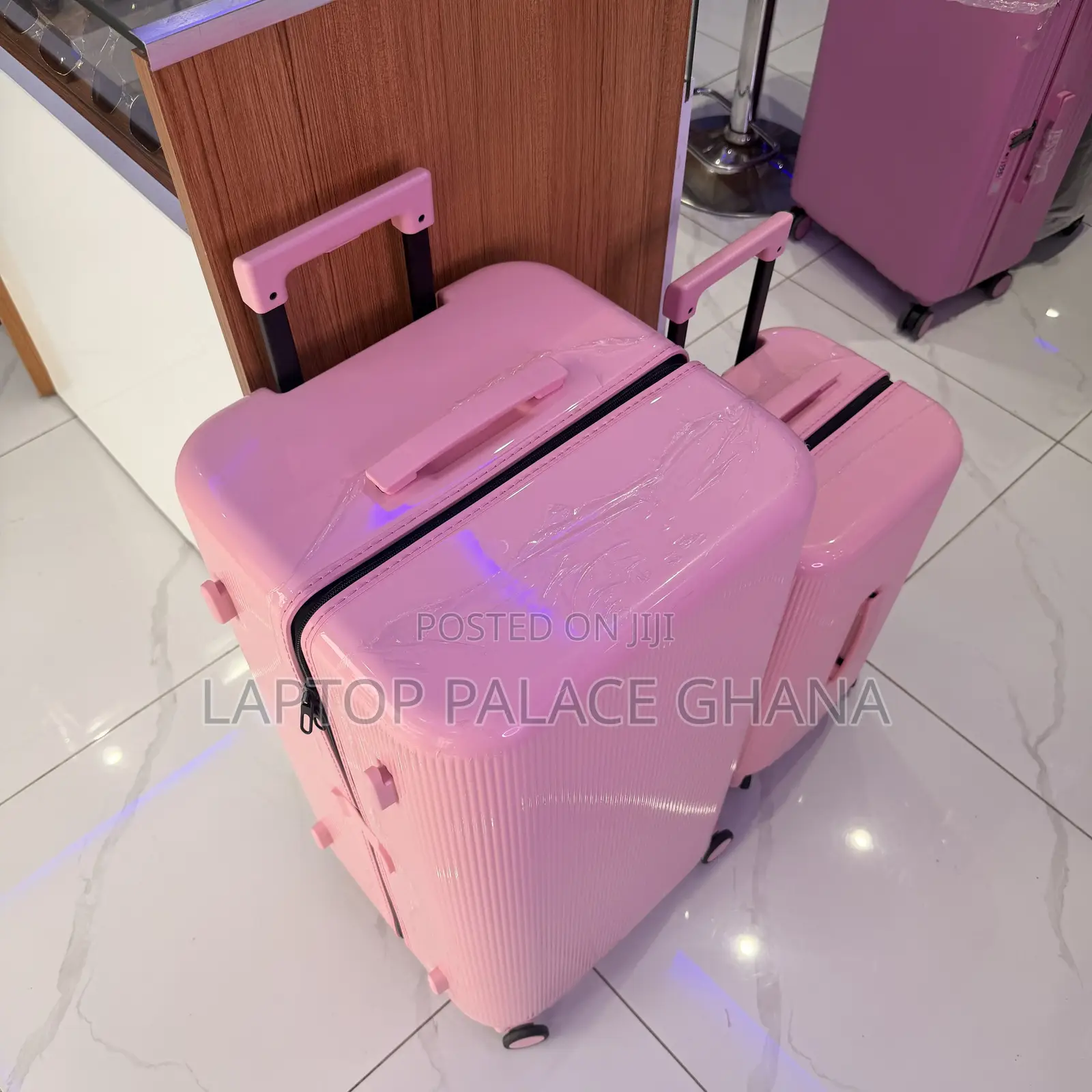 Lightpink Lightweight Anti Crack Suitcase
