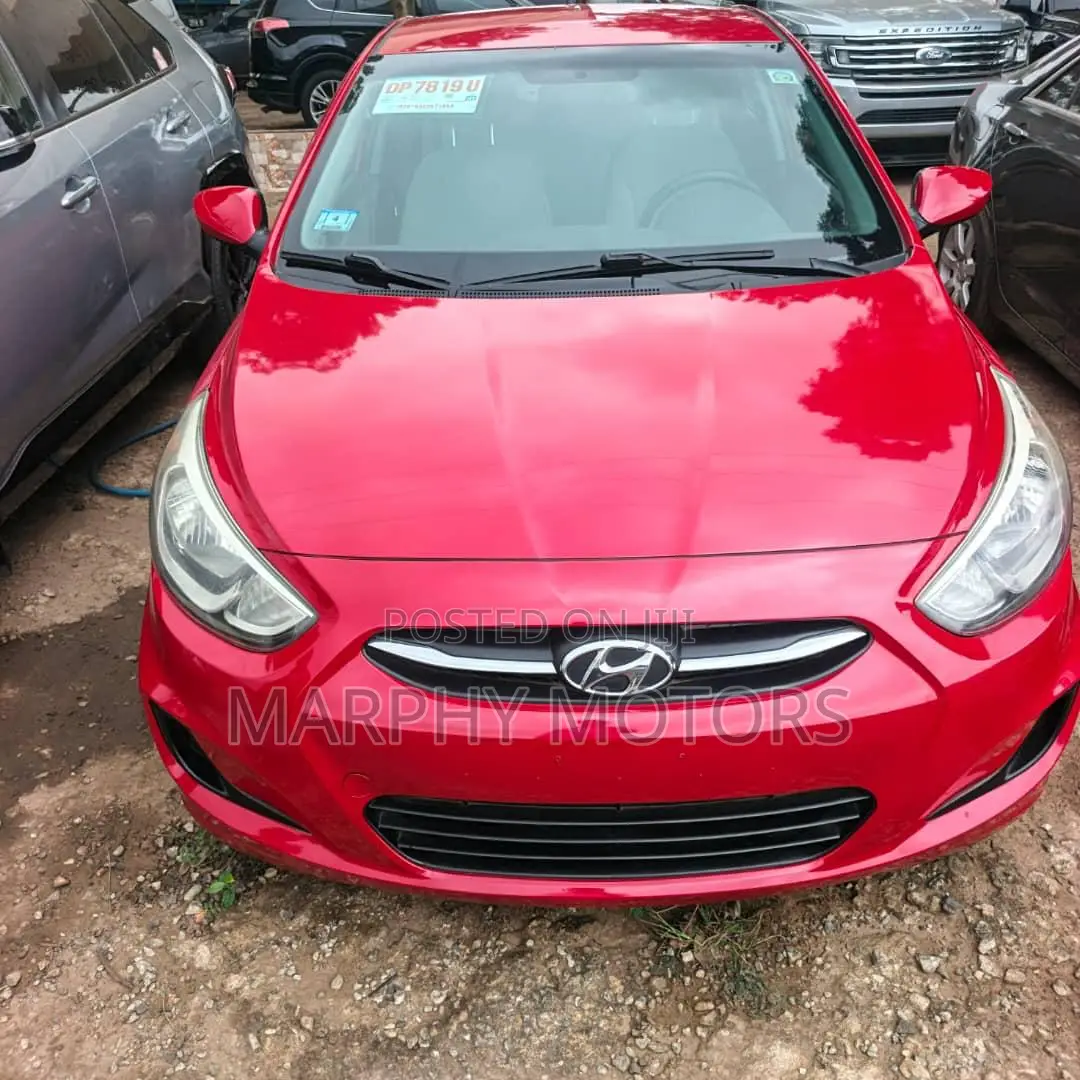 Hyundai Accent 2015 Red