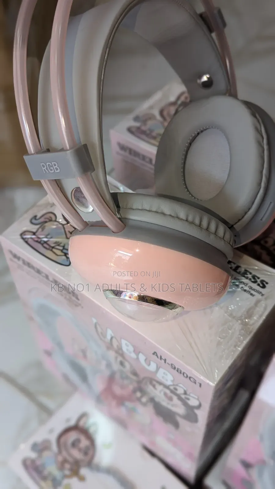 Wireless AH-980G1 RGB Bluetooth Headset, Noise Reduction for Kids