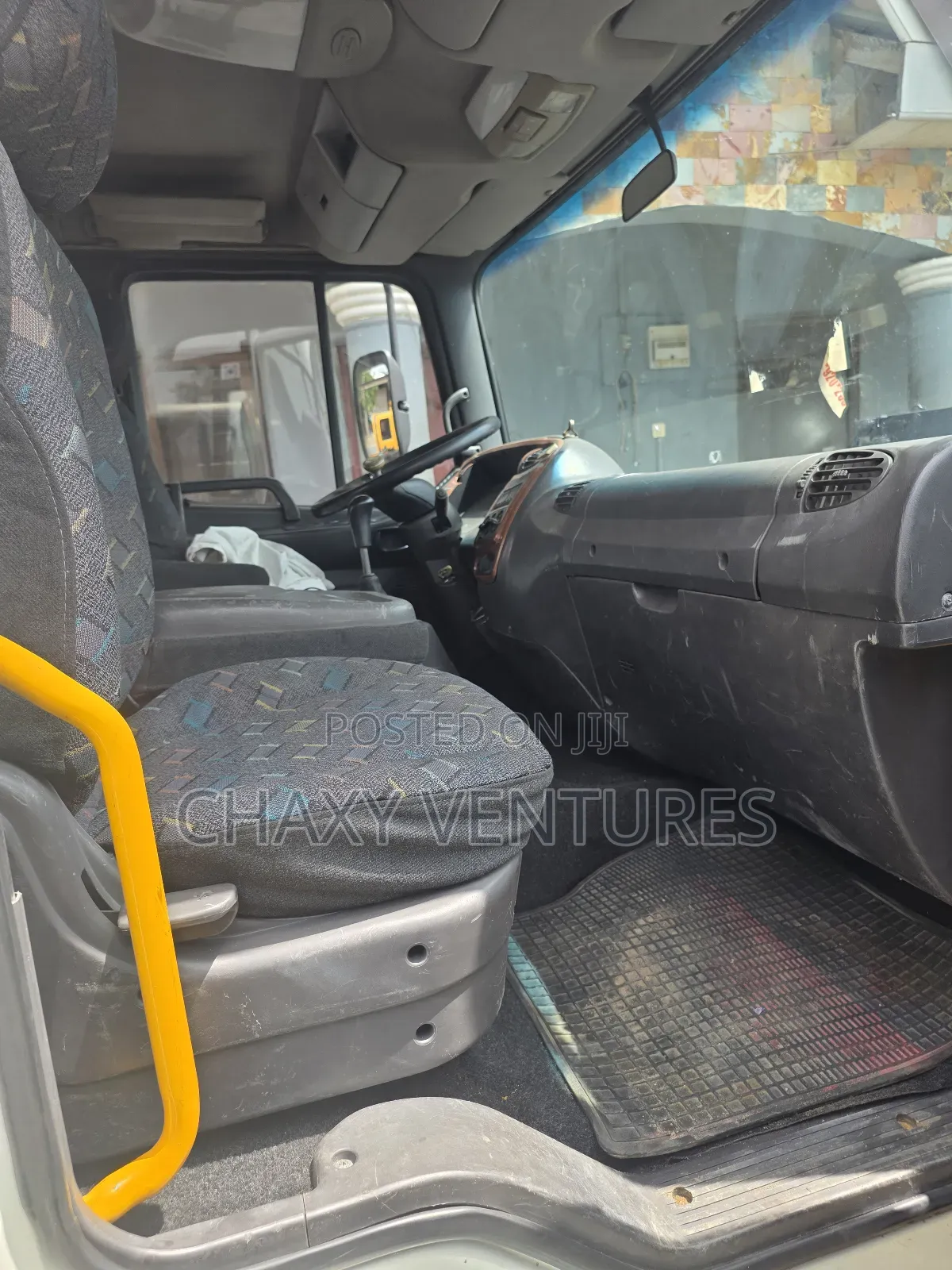Hyundai 5TONS 8Holse