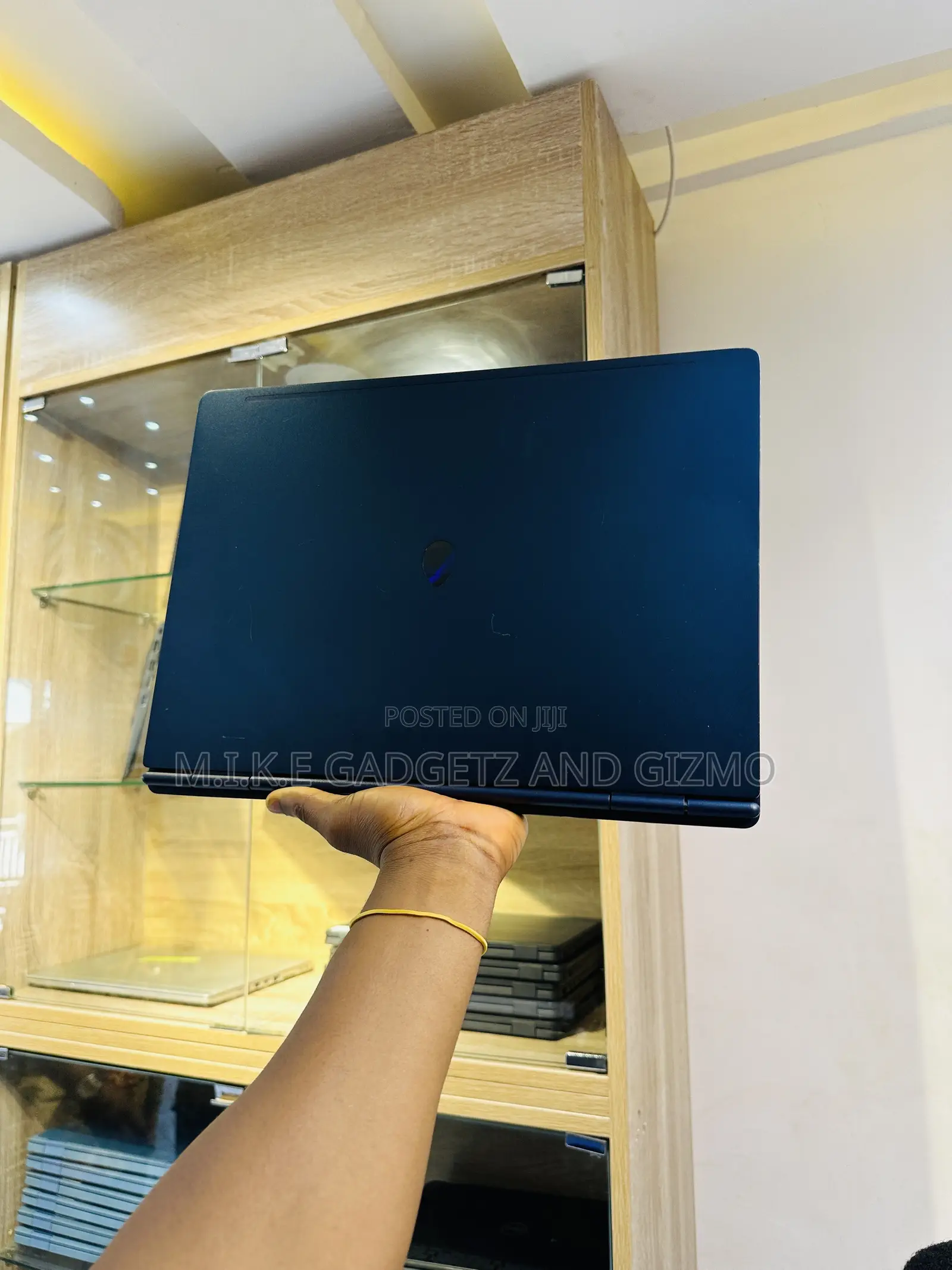 Laptop Alienware 16x Aurora 16GB Intel Core Ultra 9 SSD 1T