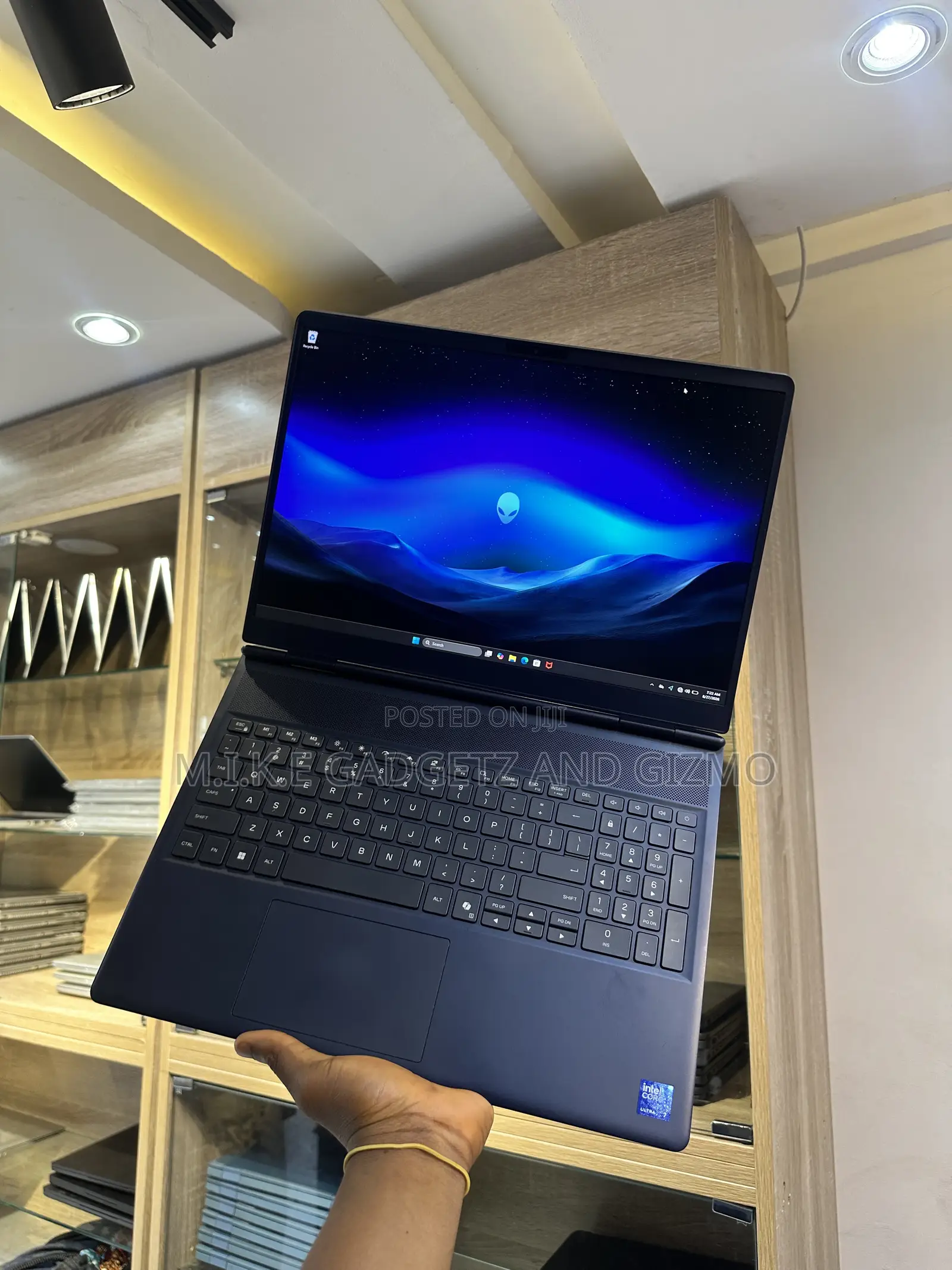 Laptop Alienware 16x Aurora 16GB Intel Core Ultra 9 SSD 1T