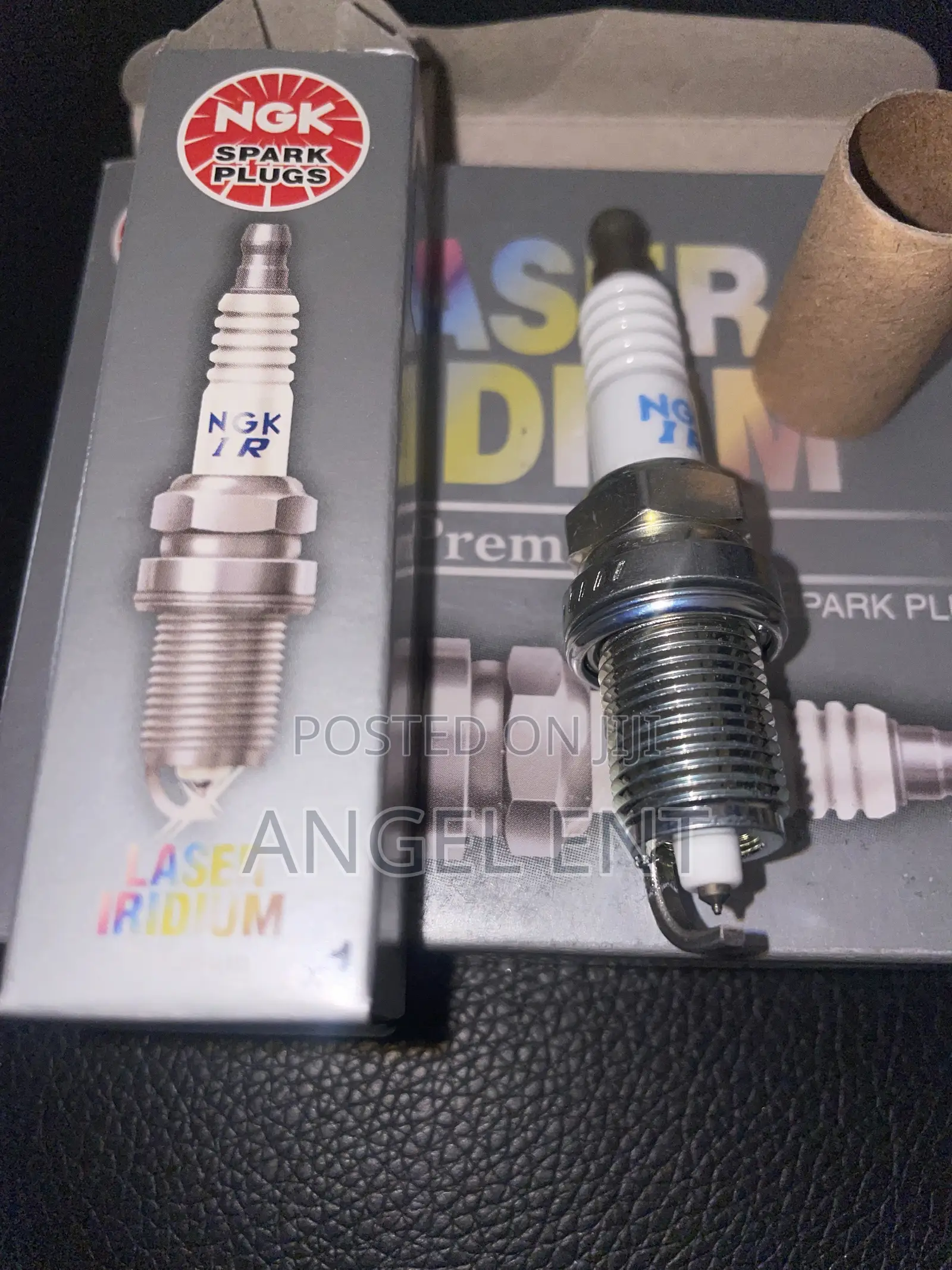 14 Short Original NGK Spark Plugs for Toyota/Accord/Acura Etc 4pcs