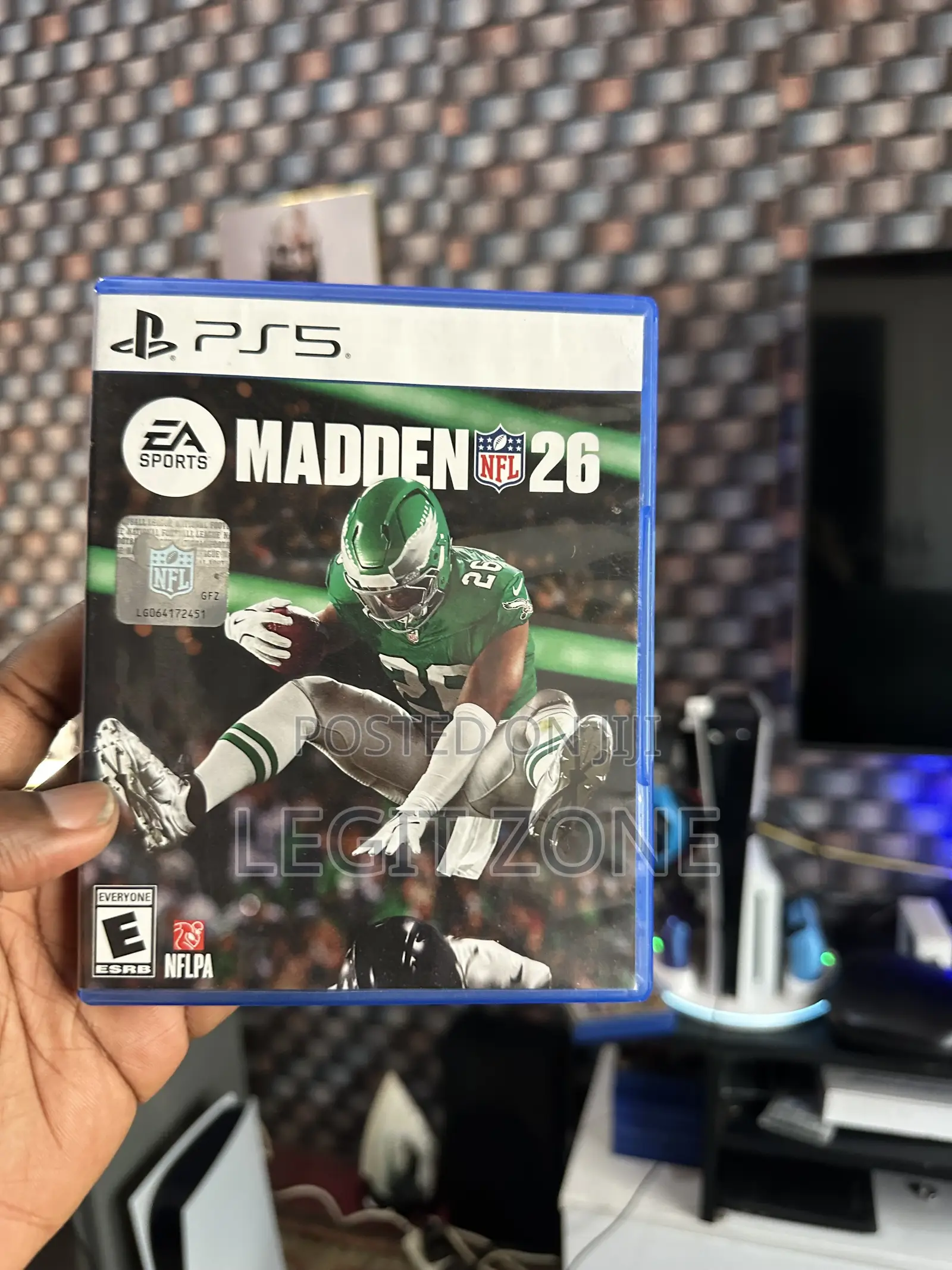 MADDEN NFL 26 Ps5 Cd 💿 Going for a Cool Price