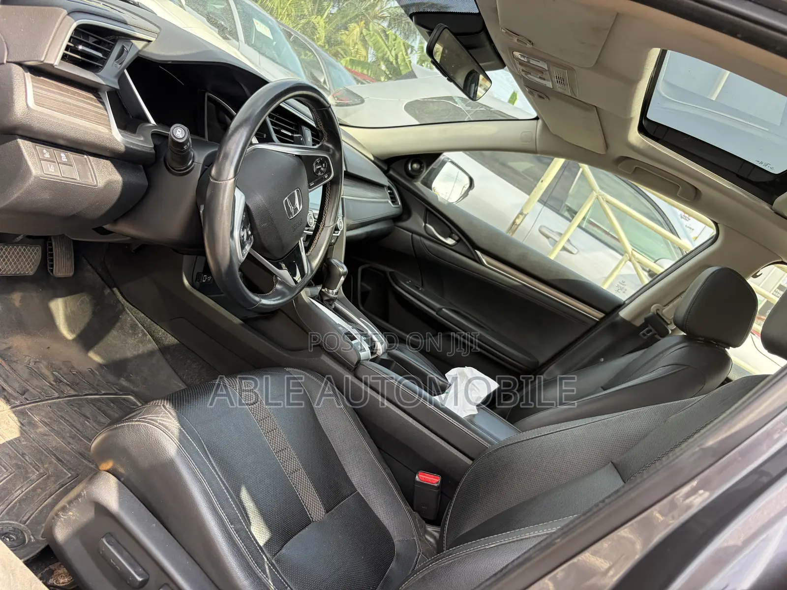 Honda Civic Touring Sedan 2020 Gray