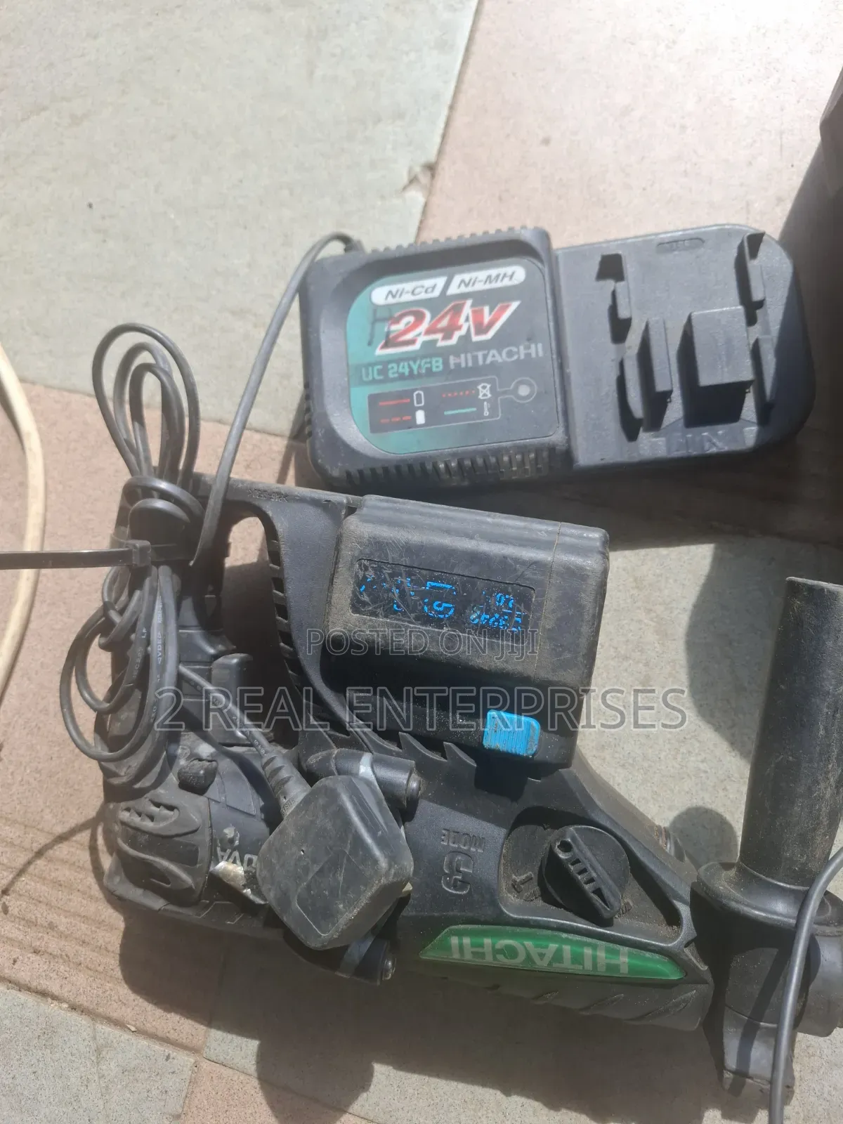 Hitachi DH 24DVA 24\text{V} Cordless SDS-Plus Rotary Hammer Drill