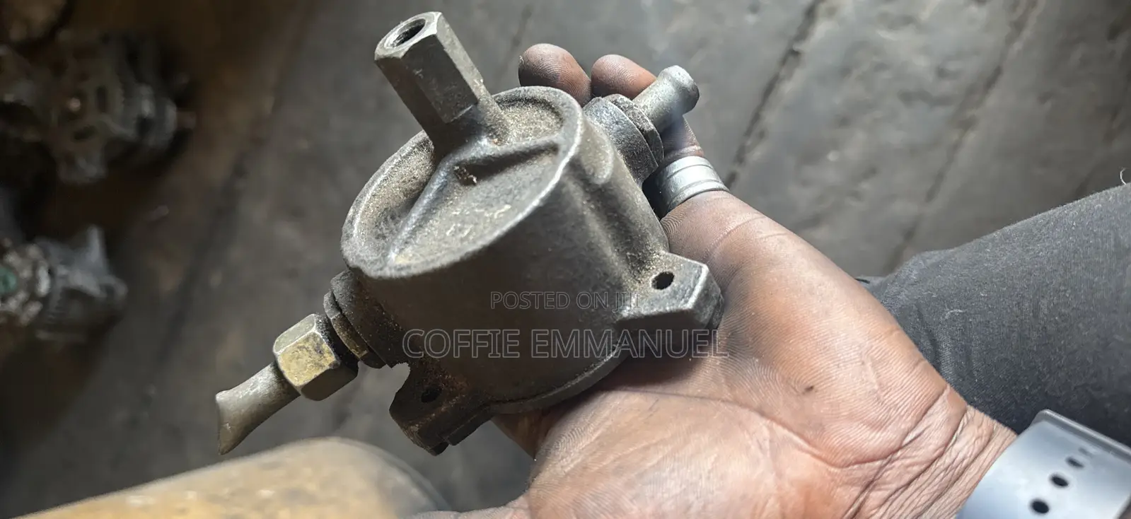 Nissan  Headbody Alternator Pump 2009 2010 2010