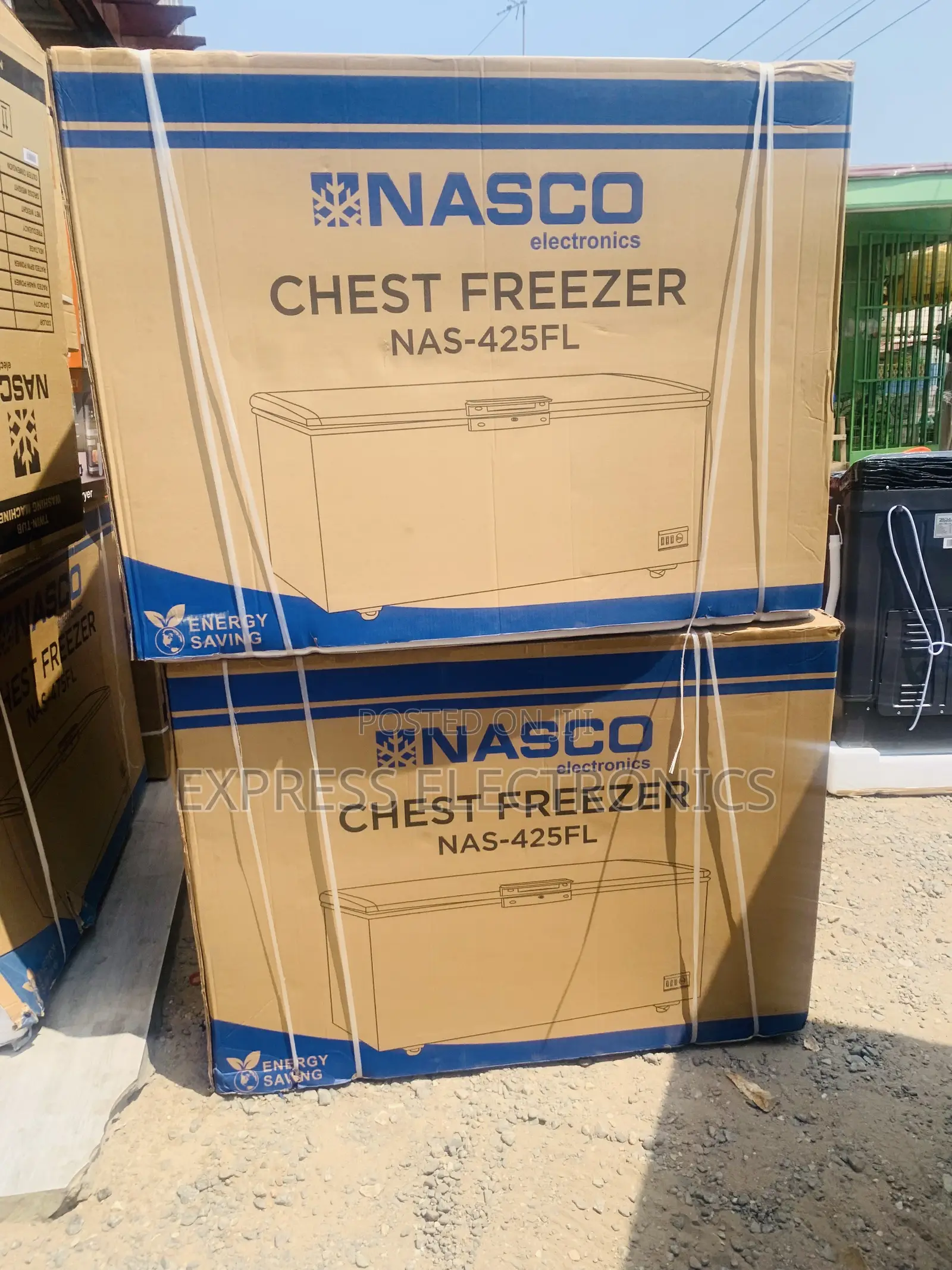 Ultra Modern Sleek NASCO-318-LTRS-CHEST-FREEZER-NAS-425FL-G