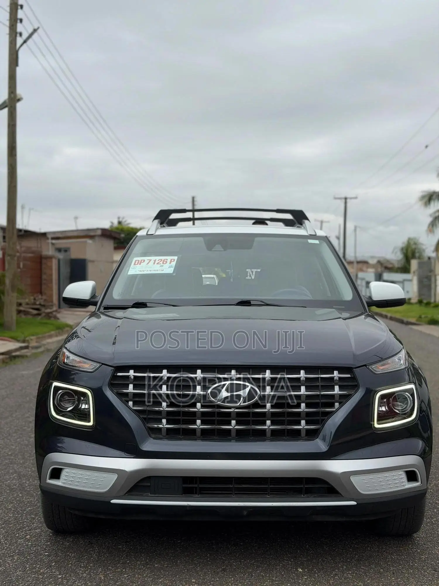 Hyundai Venue 2021 Blue
