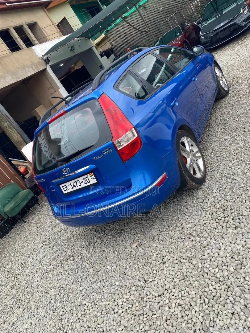Hyundai Elantra Touring SE Automatic 2010 Blue
