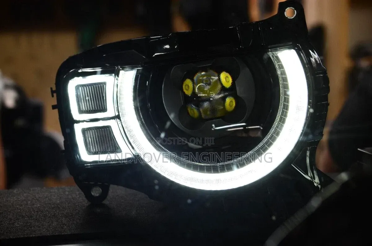 Original Land Rover Defender 2023 - 2026. (Headlight Pair)