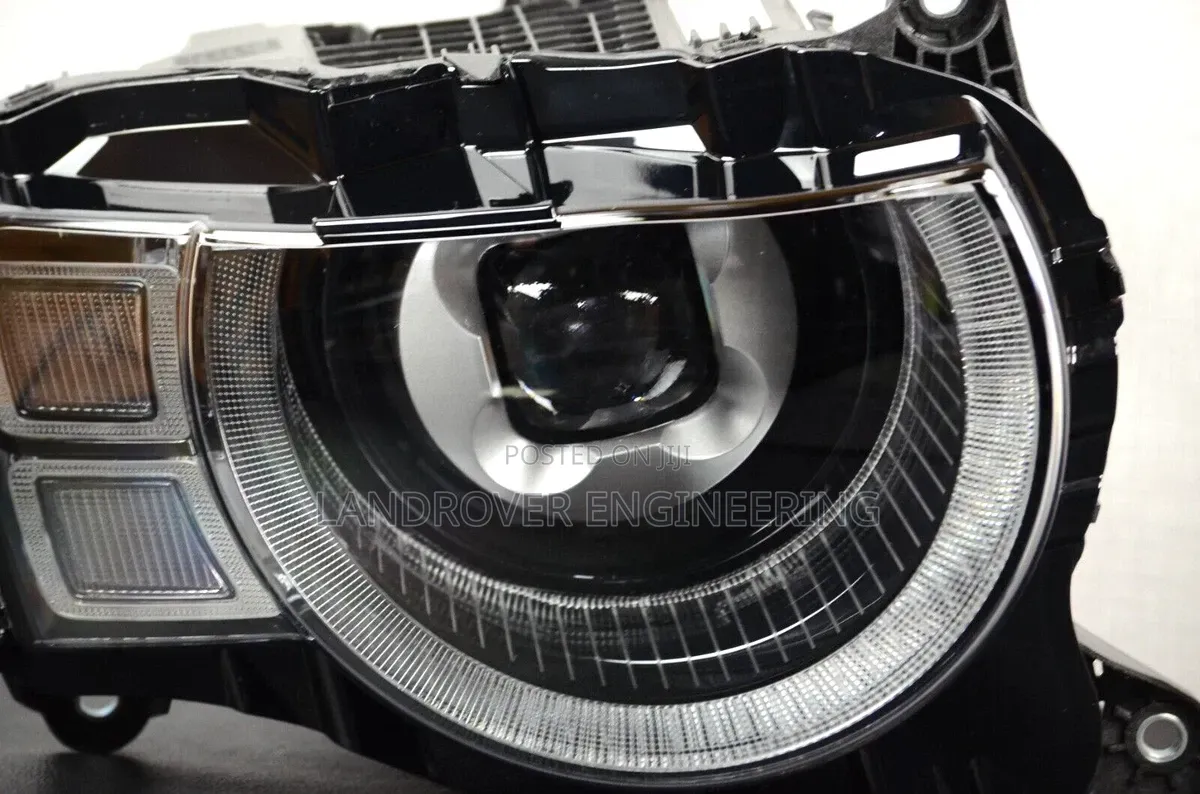Original Land Rover Defender 2023 - 2026. (Headlight Pair)