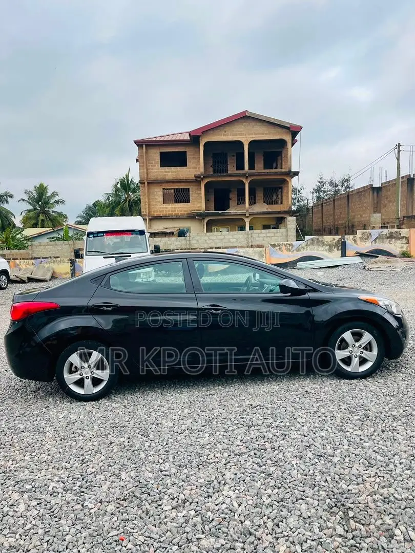 Hyundai Elantra 2013 Black
