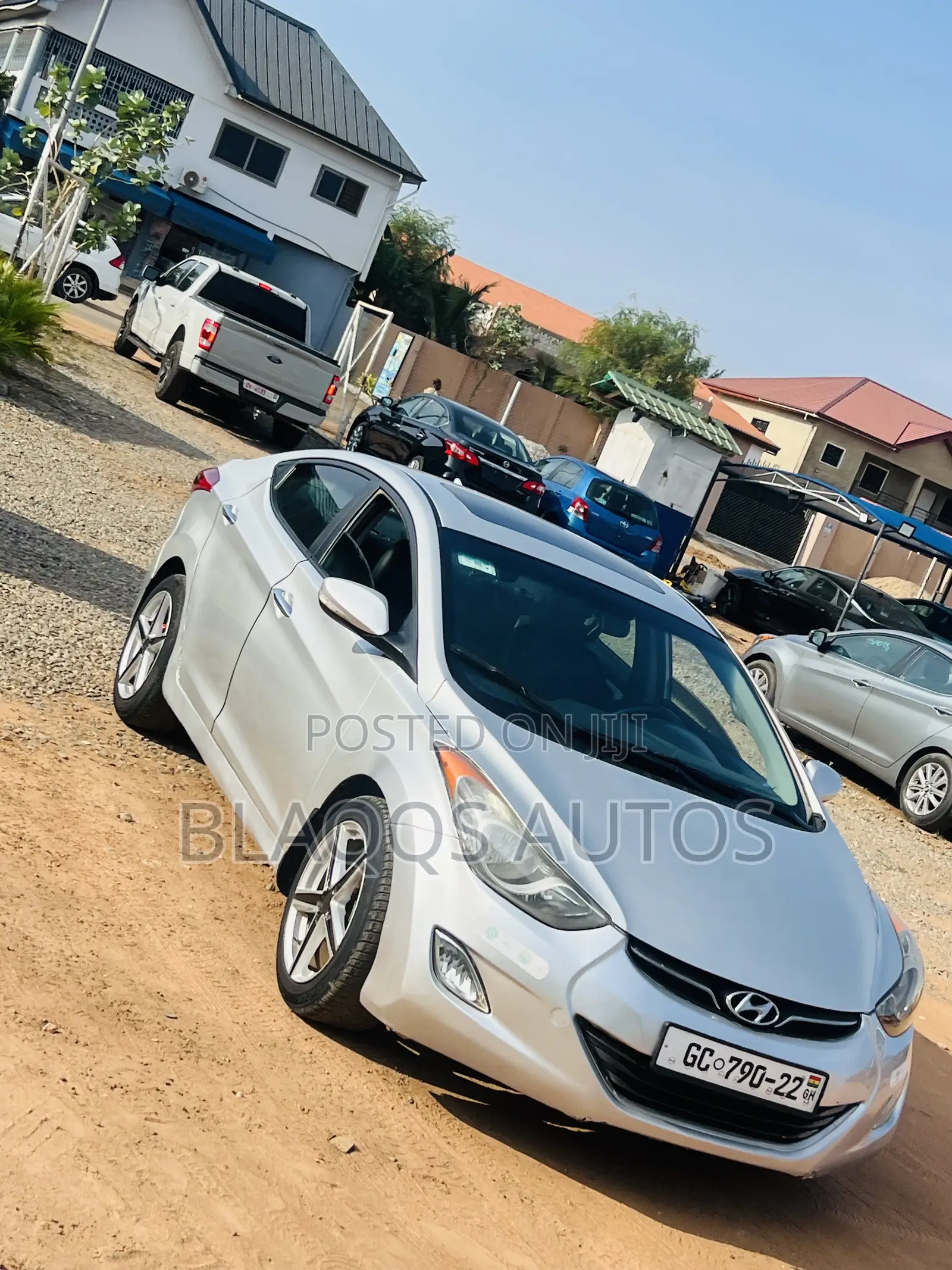 Hyundai Elantra 2012 Silver