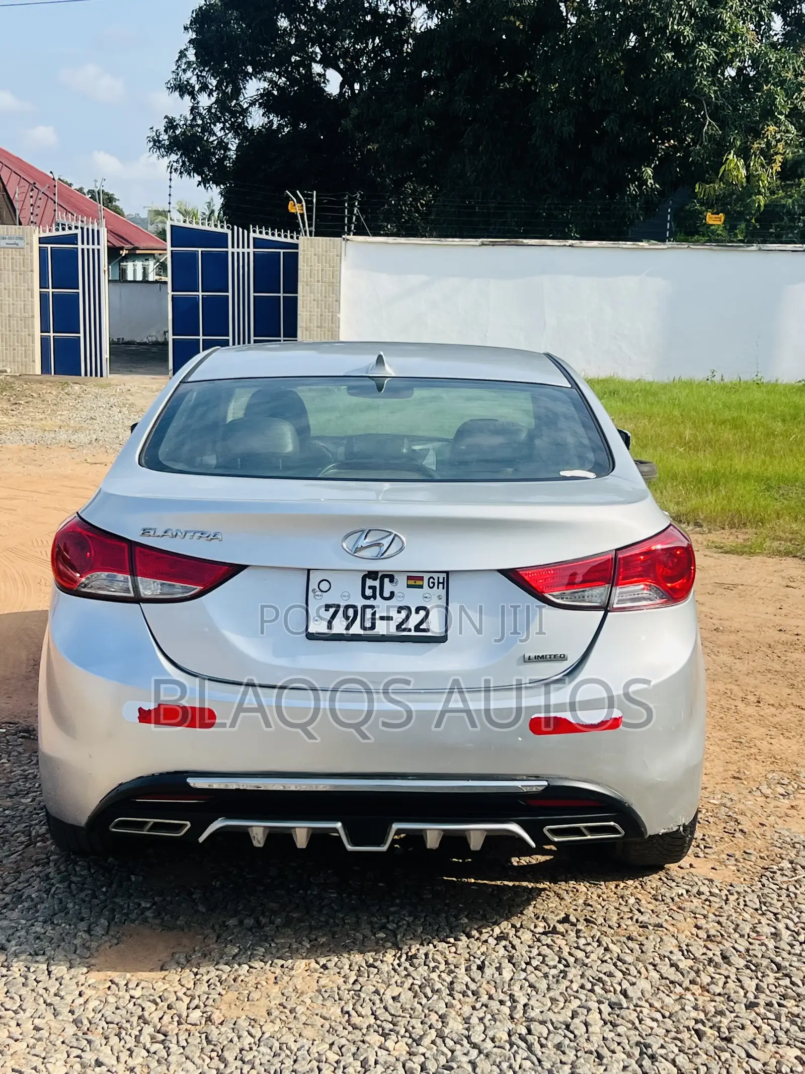 Hyundai Elantra 2012 Silver