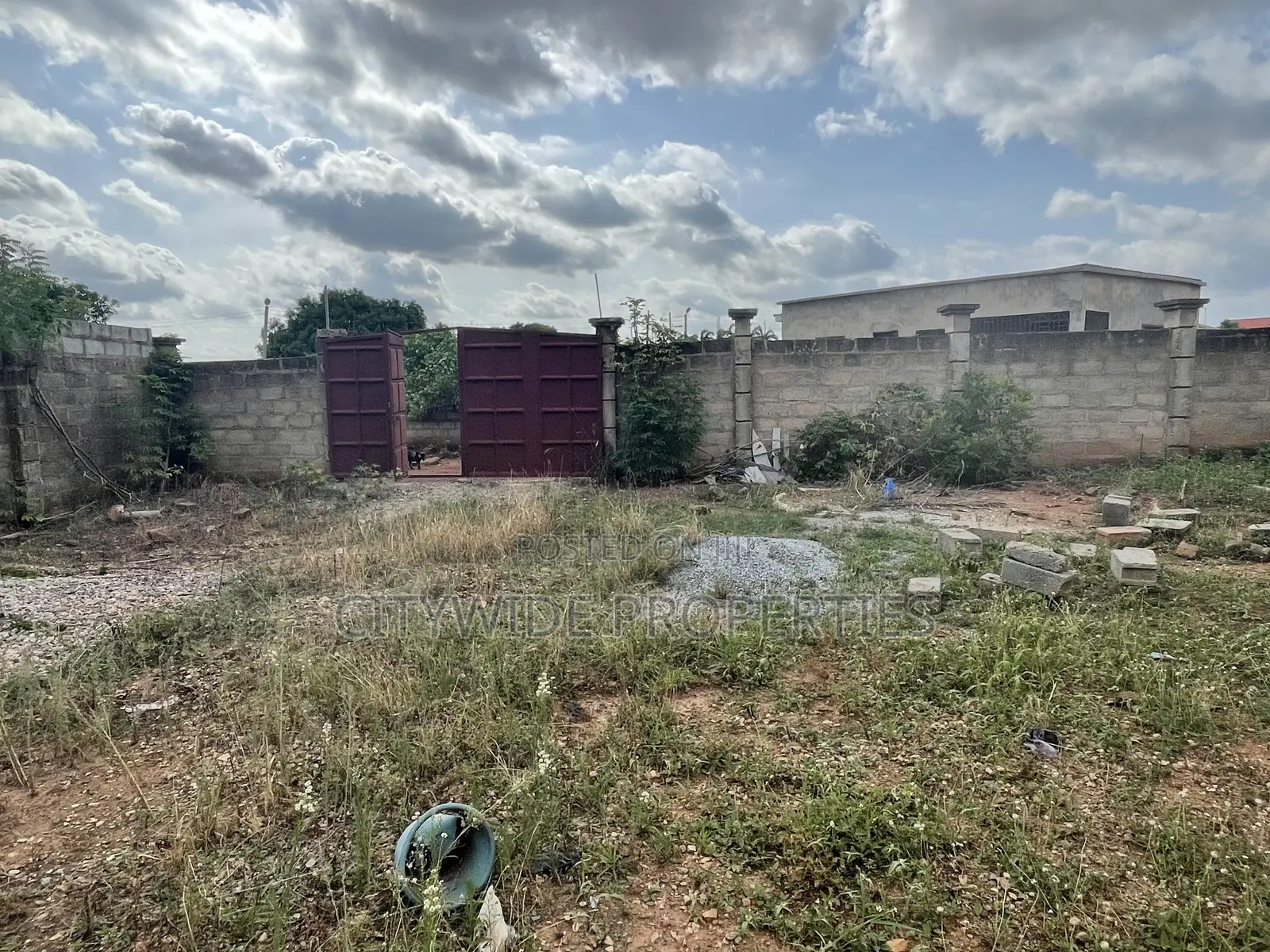 100ft X 70ft Land With Uncompleted House at Pantang