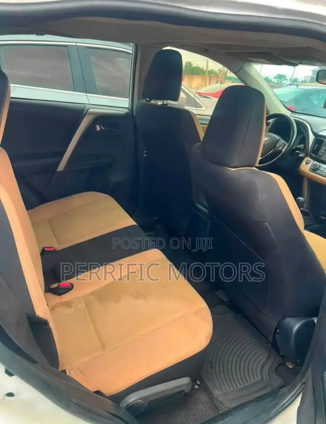 Toyota Rav4 LE 2018