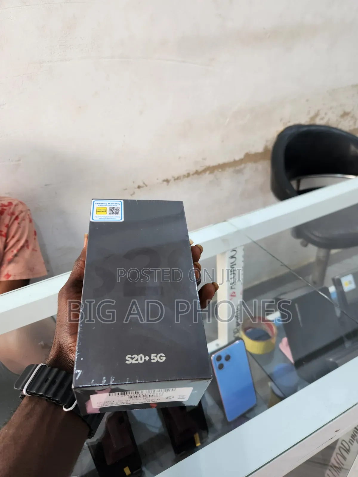 New Samsung Galaxy S20+ 5G 128 GB Black