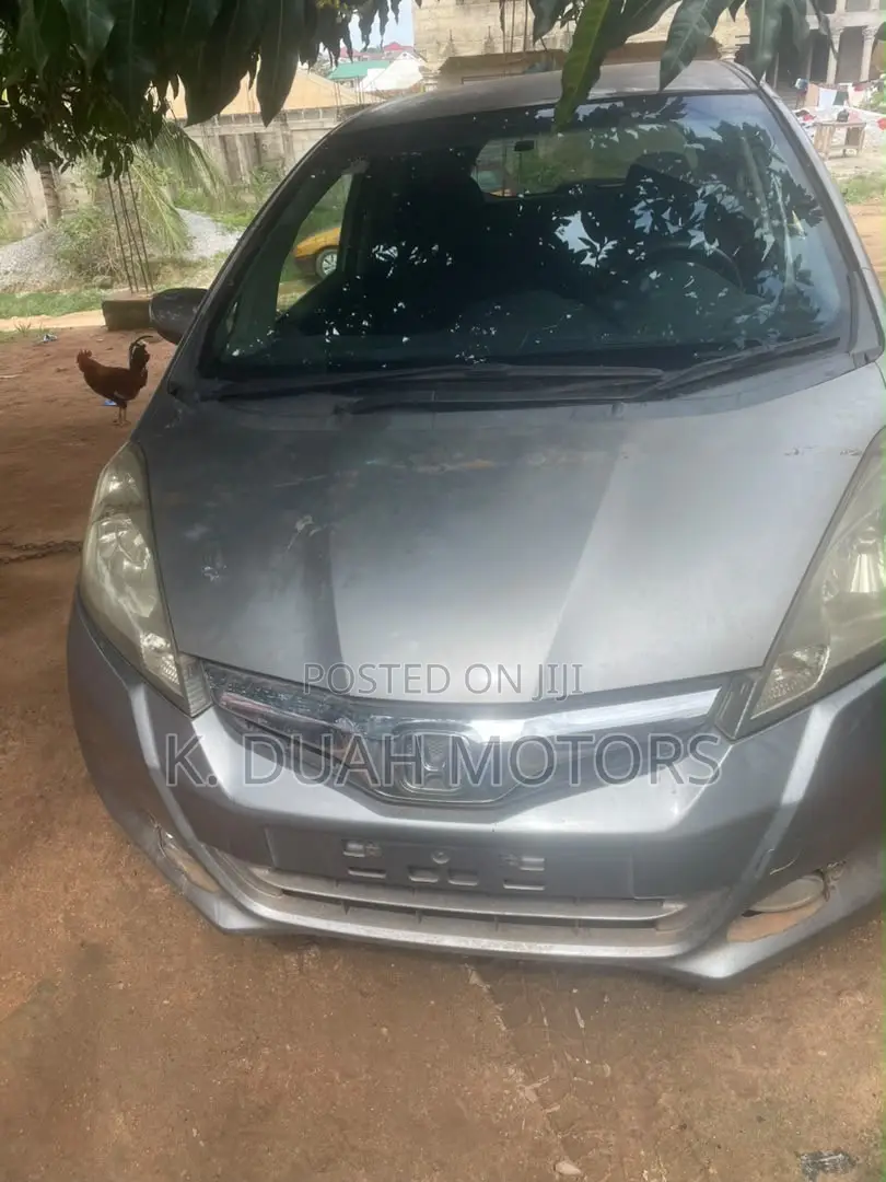 Honda Fit 2012 Silver